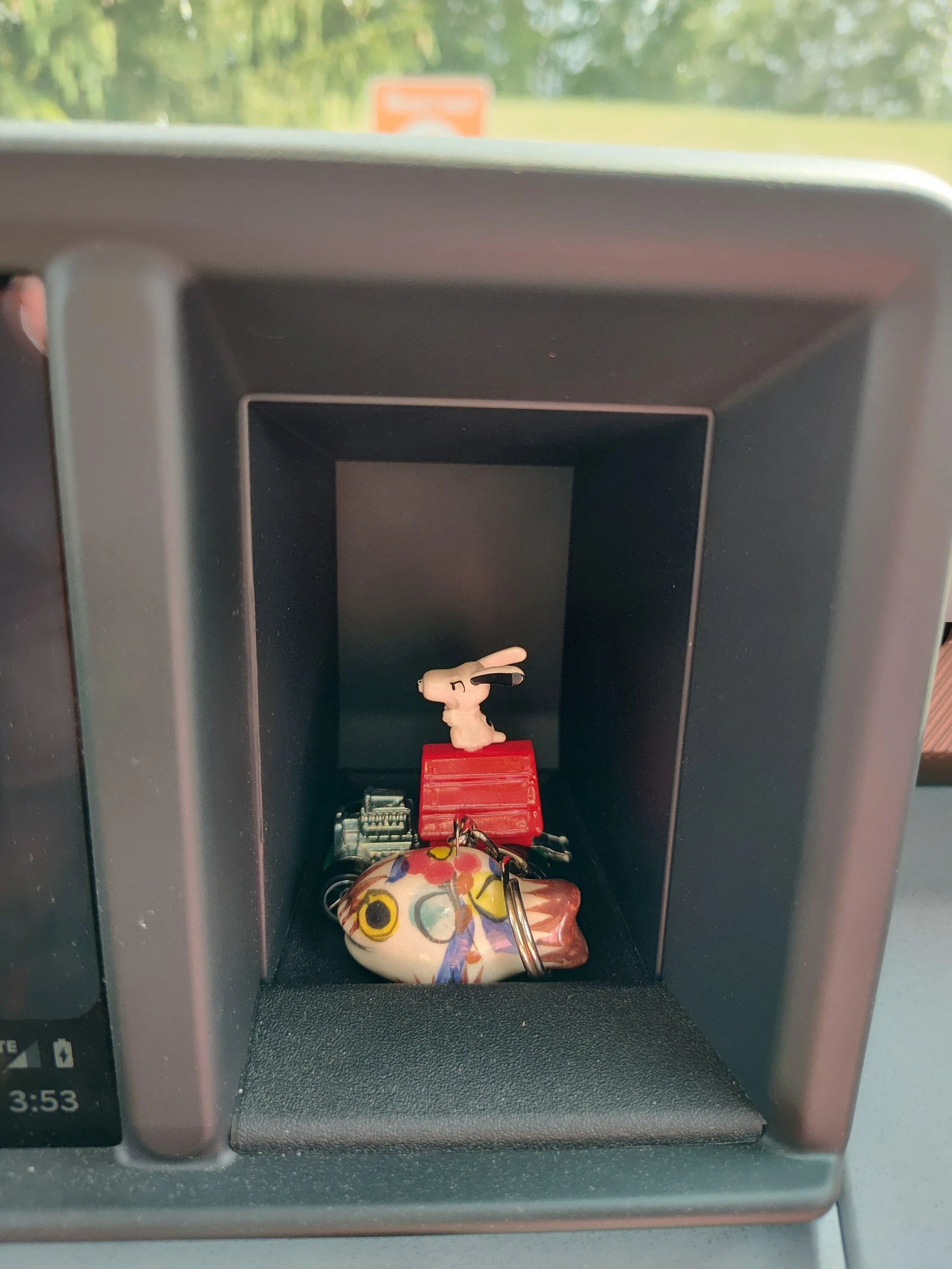 Ford Maverick Dash cubby hole -- what's in yours? 📸 IMG_20230622_155348724_HDR