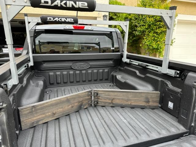 Ford Maverick DIY bed divider with lockable hinges 0