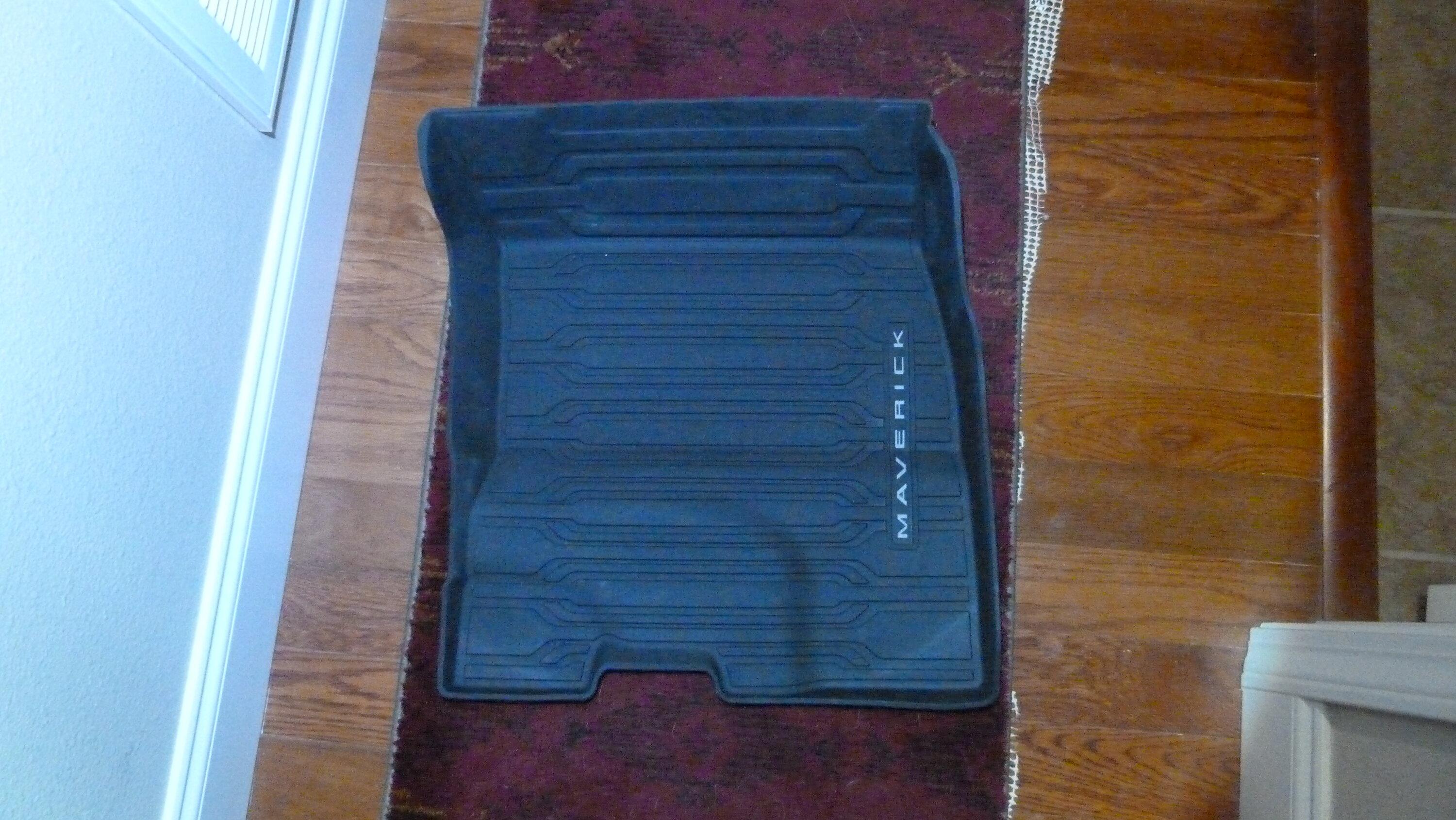 Ford Maverick OEM Maverick Hybrid All-weather Floor Mats P1010560.JPG