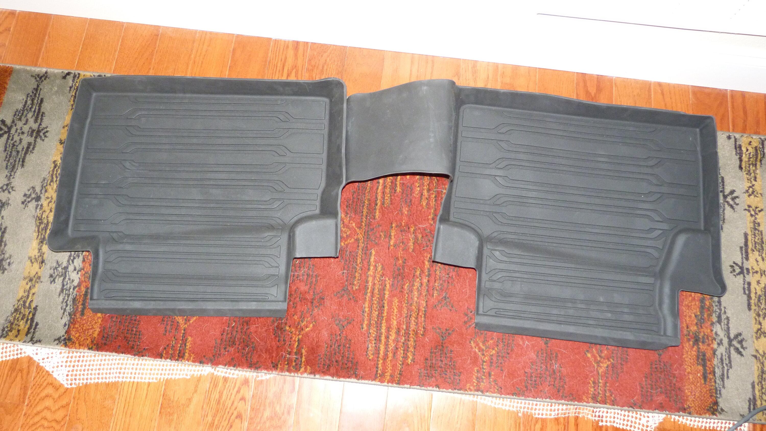Ford Maverick OEM Maverick Hybrid All-weather Floor Mats P1010565.JPG
