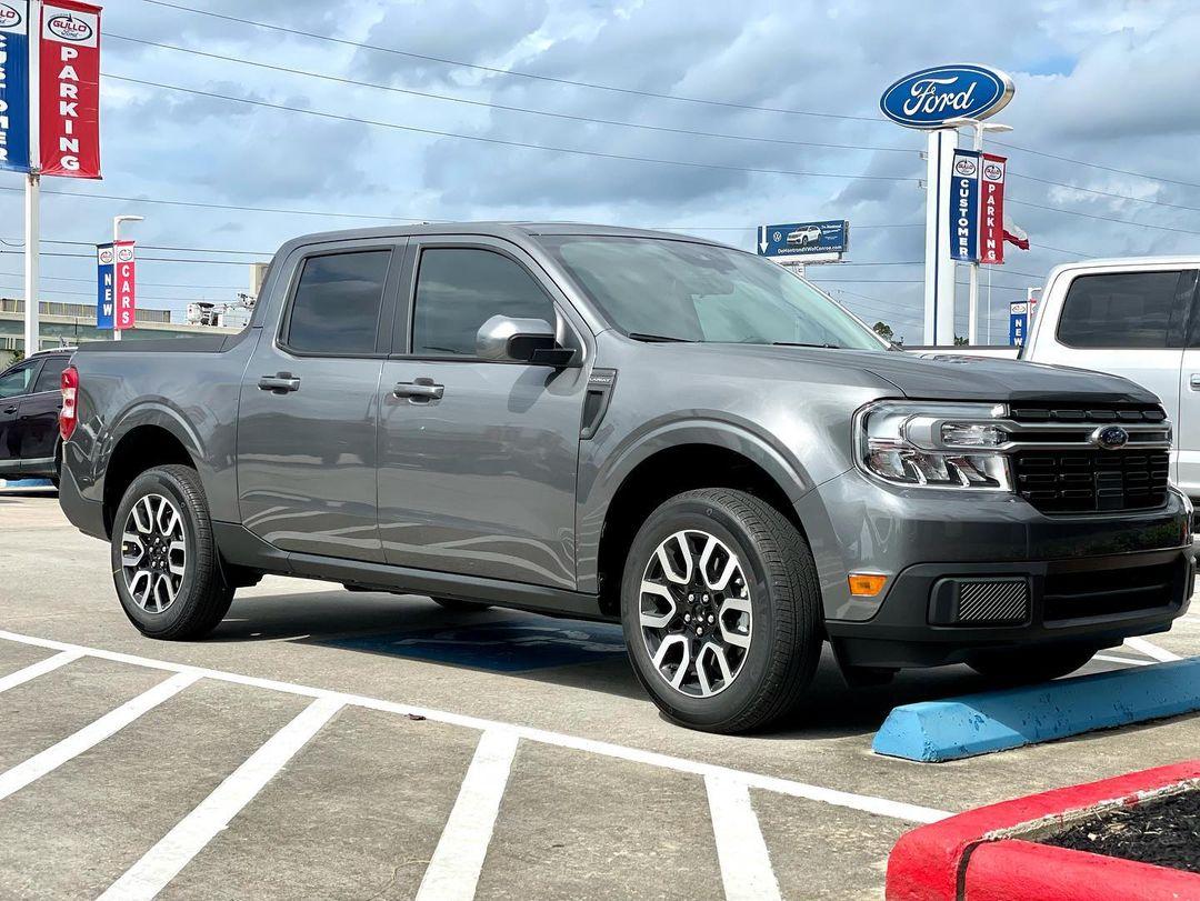Ford Maverick CARBONIZED GRAY Maverick Photos Thread Carbonized Gray Lariat Maverick pickup truck 1