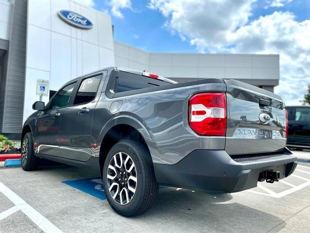Ford Maverick CARBONIZED GRAY Maverick Photos Thread Carbonized Gray Lariat Maverick pickup truck 3