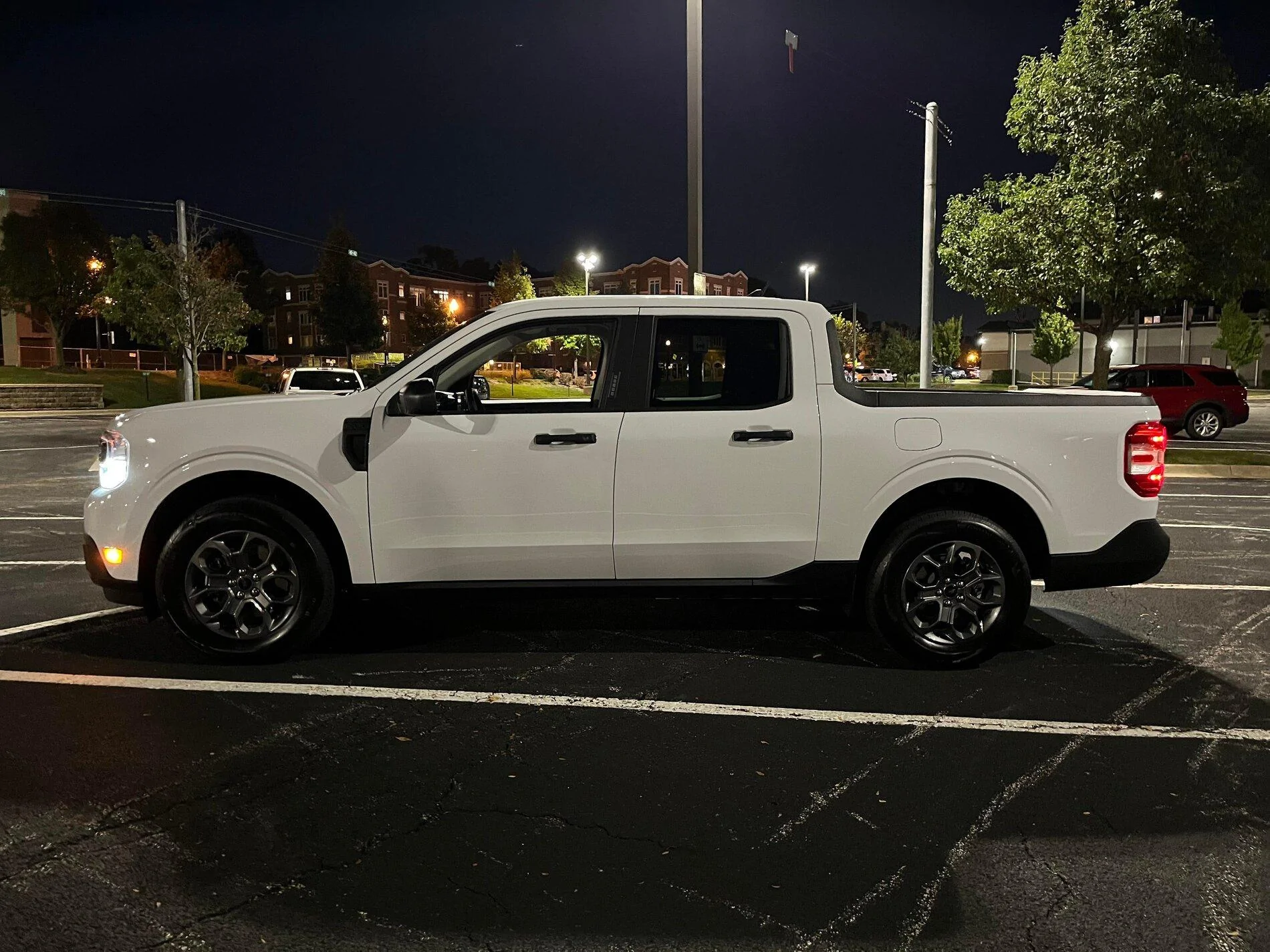 Ford Maverick OXFORD WHITE Maverick Photos Thread n41uq96h54t71