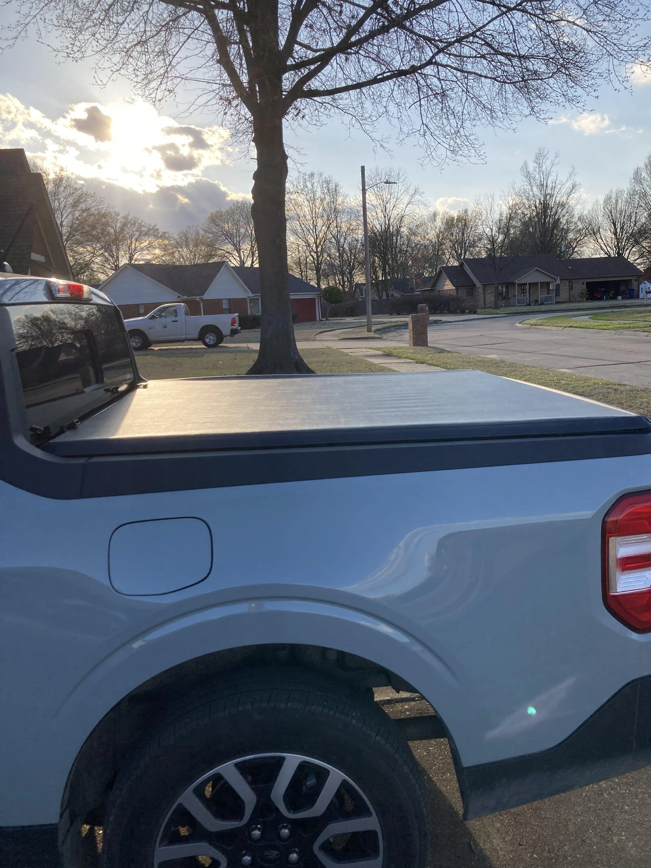 Ford Maverick Tonneau cover vs. Cap? IMG_2426