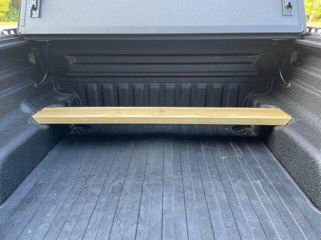 Ford Maverick Lumber bed dividers level with the wheel wells Maverick load support