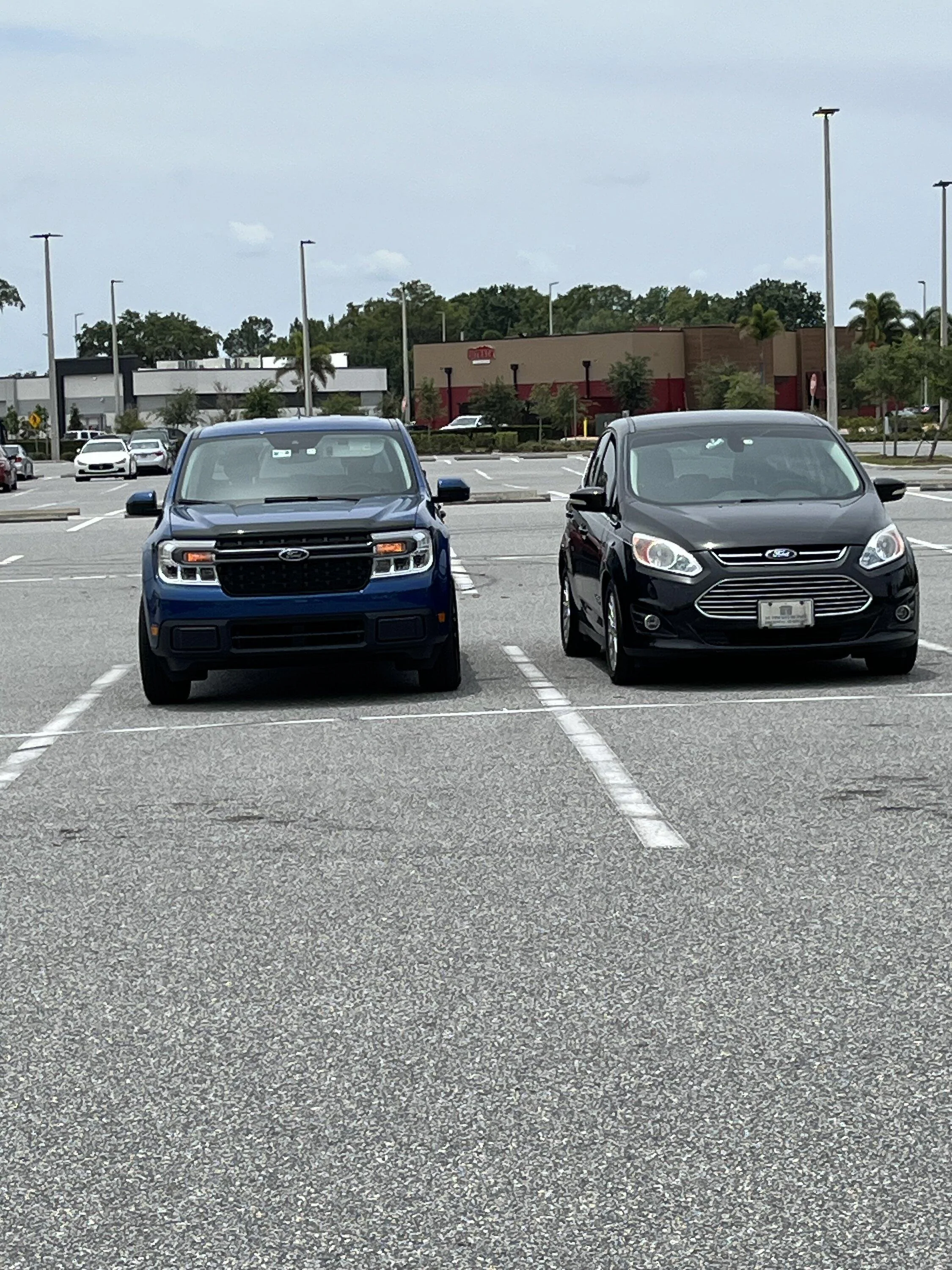 Ford Maverick Are the bumpers on the Maverick XLT gloss black or flat black? IMG_1081