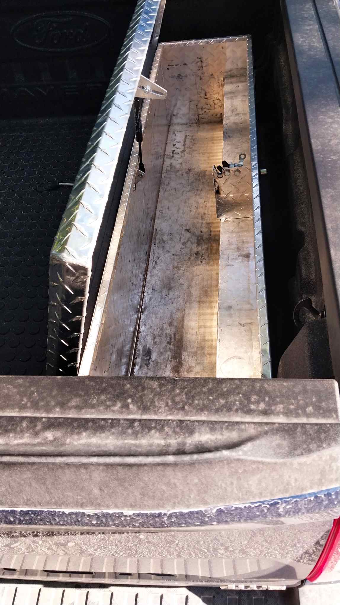 Ford Maverick Has Anyone Put a Side Rail Toolbox Down Inside the Bed? c1_20230709_18422339