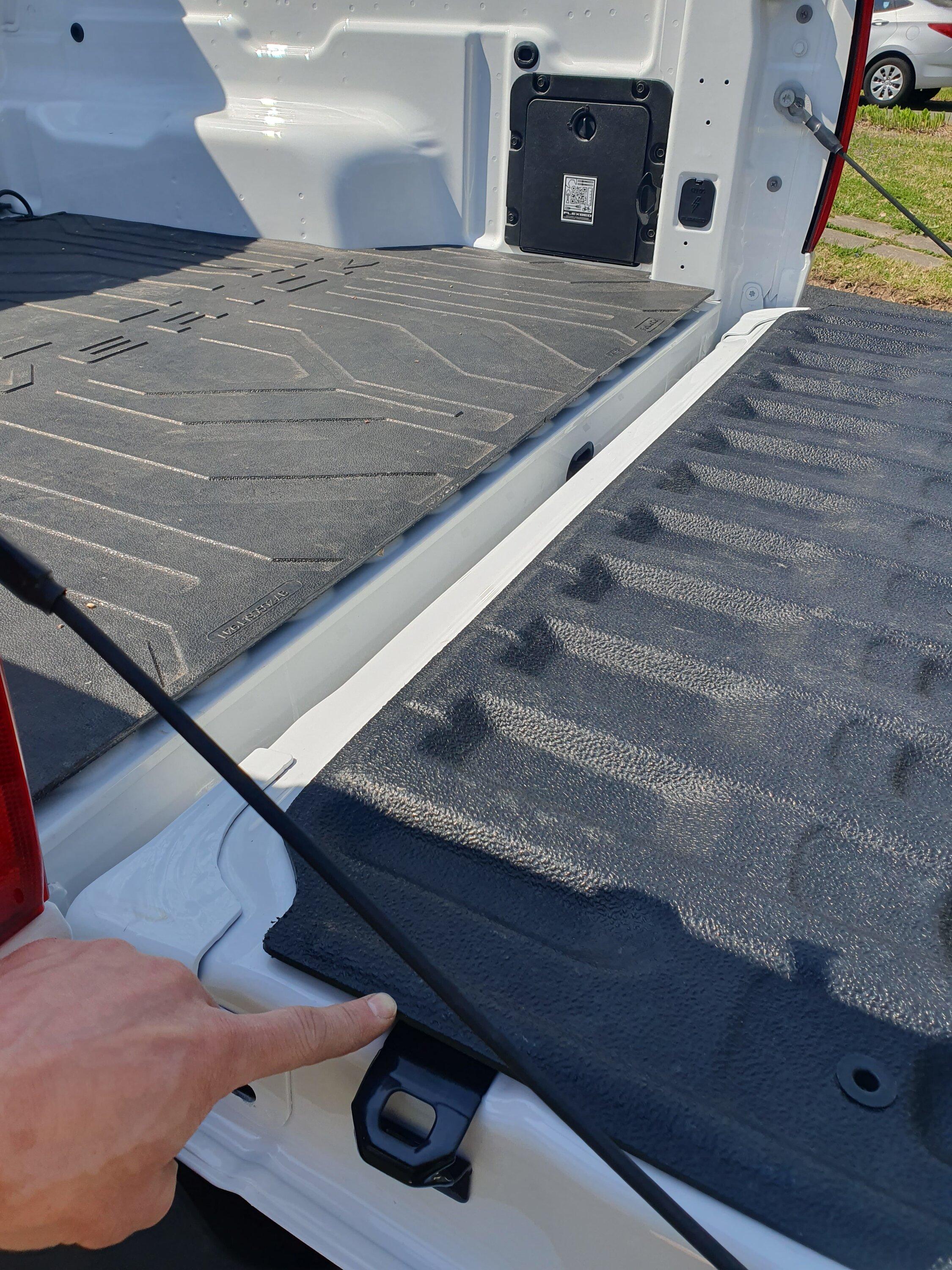 Ford Maverick Tinted windows, Mud Flaps, Budget Bed Mat, + other upgrades 20230405_120142