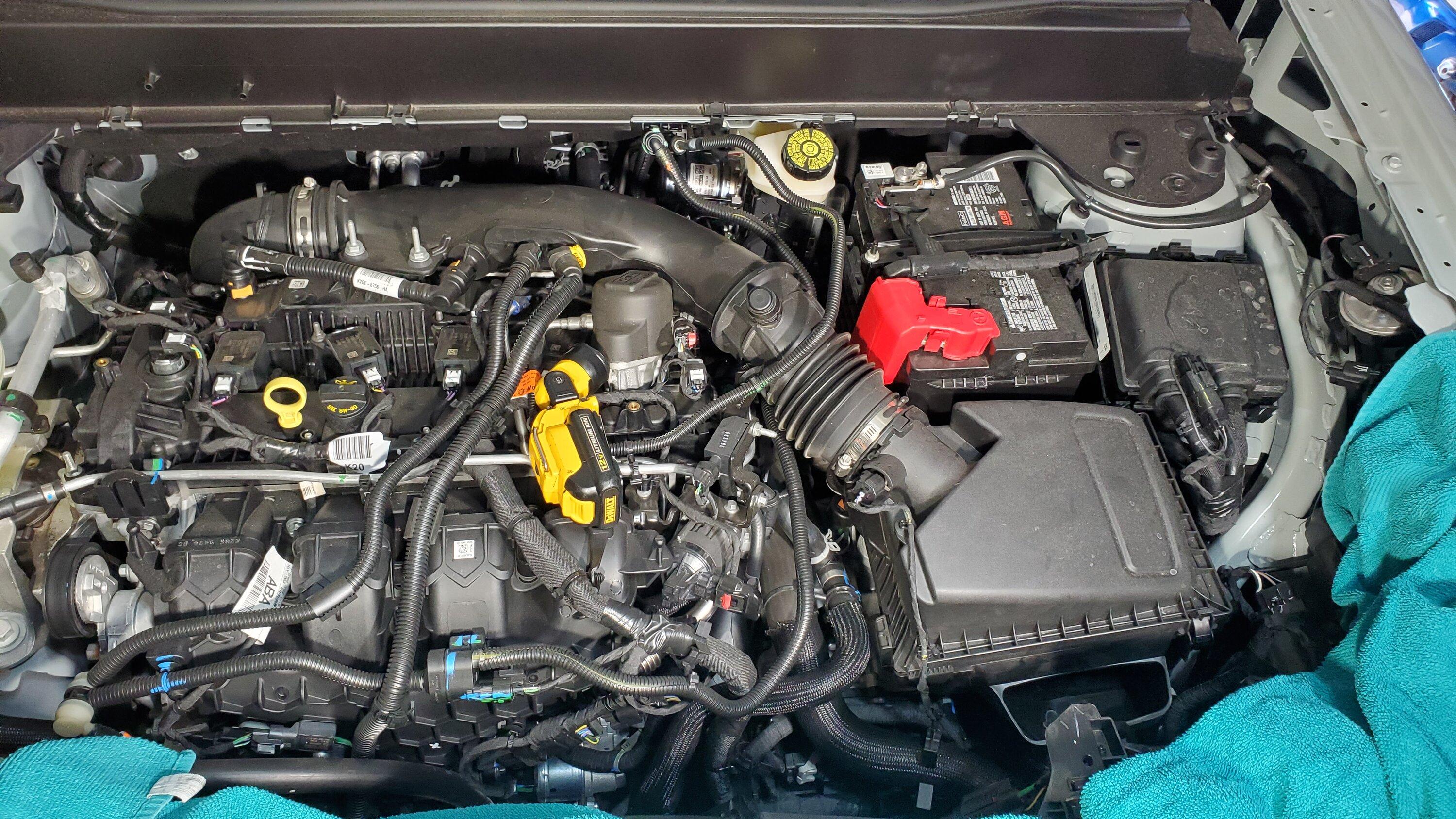 Ford Maverick Did they move the PCV on the '23s? 16894366367964012781865043883771