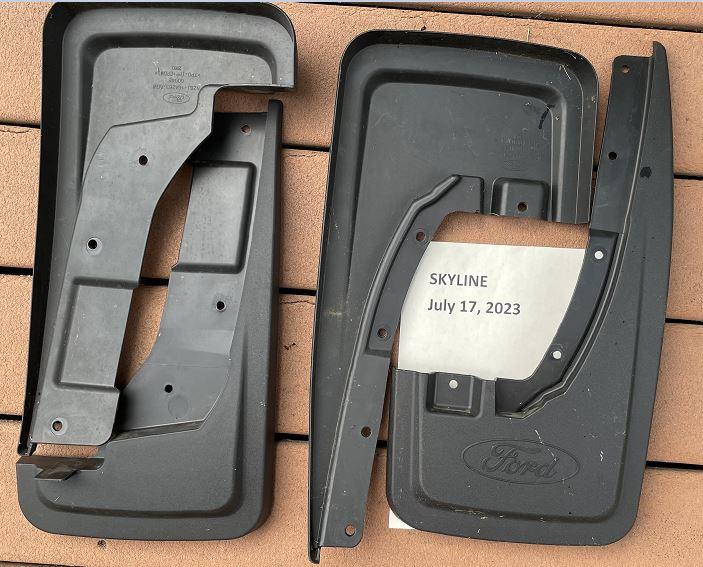 Ford Maverick Ford mudflaps... sky