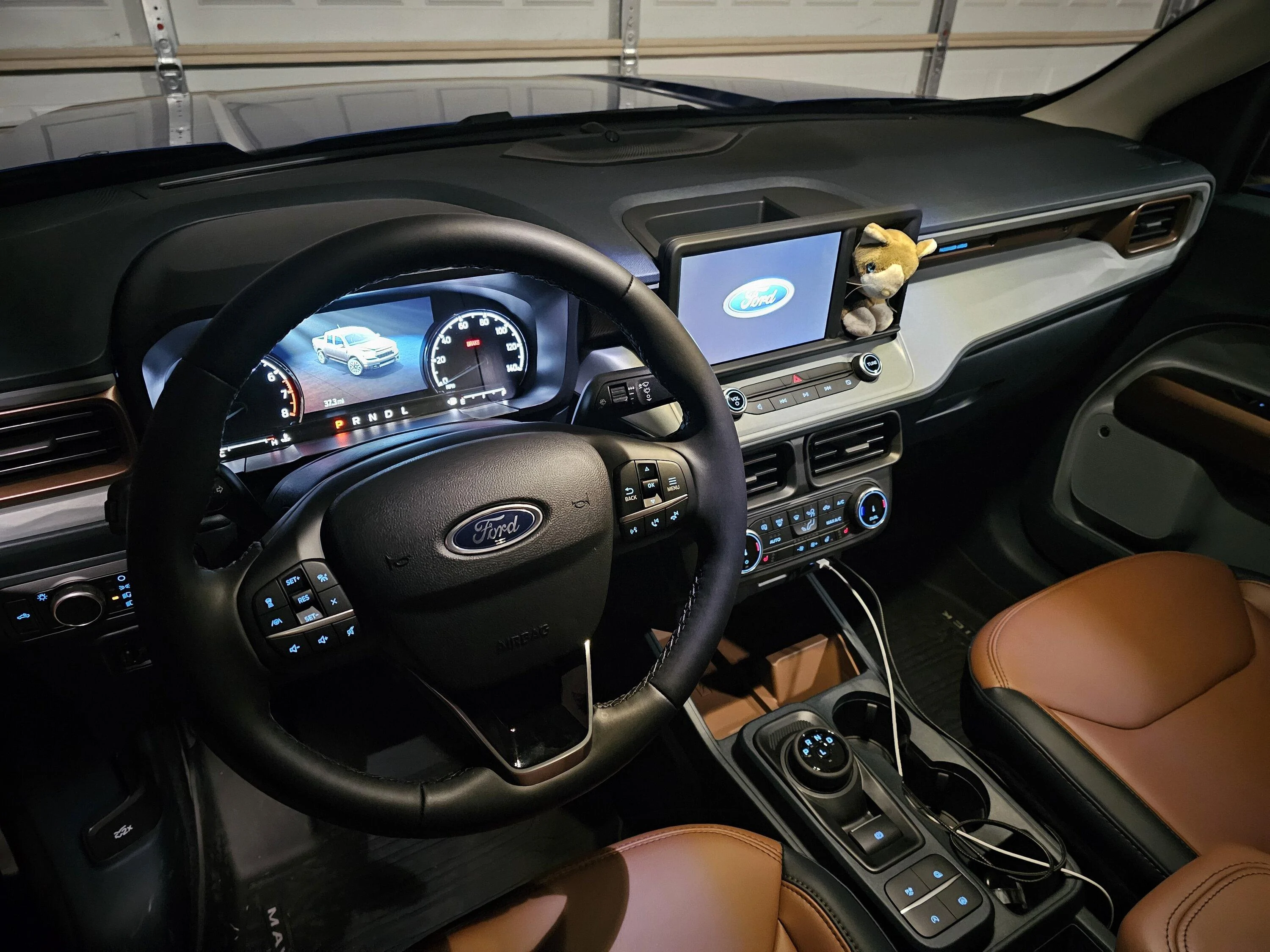 Ford Maverick Dash cubby hole -- what's in yours? 📸 20230720_212742