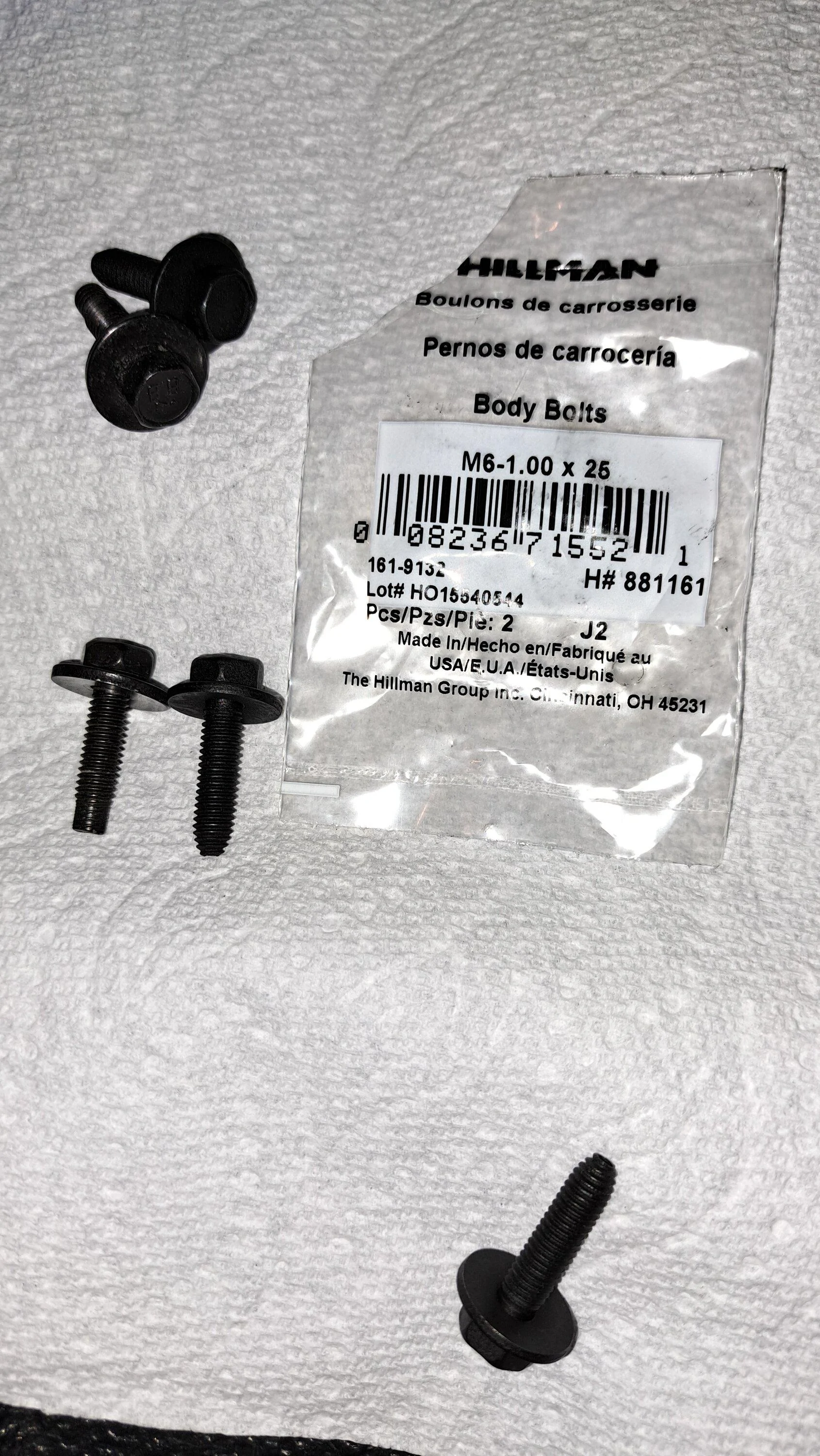 Ford Maverick Bed Cubby extra two bolts 20230721_161046