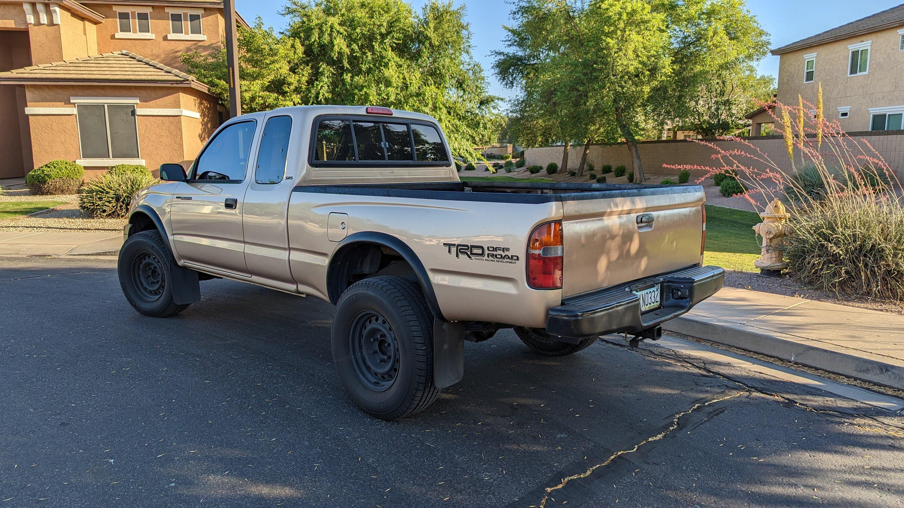 Ford Maverick 1st hand wash (100° this morning) Tacoma