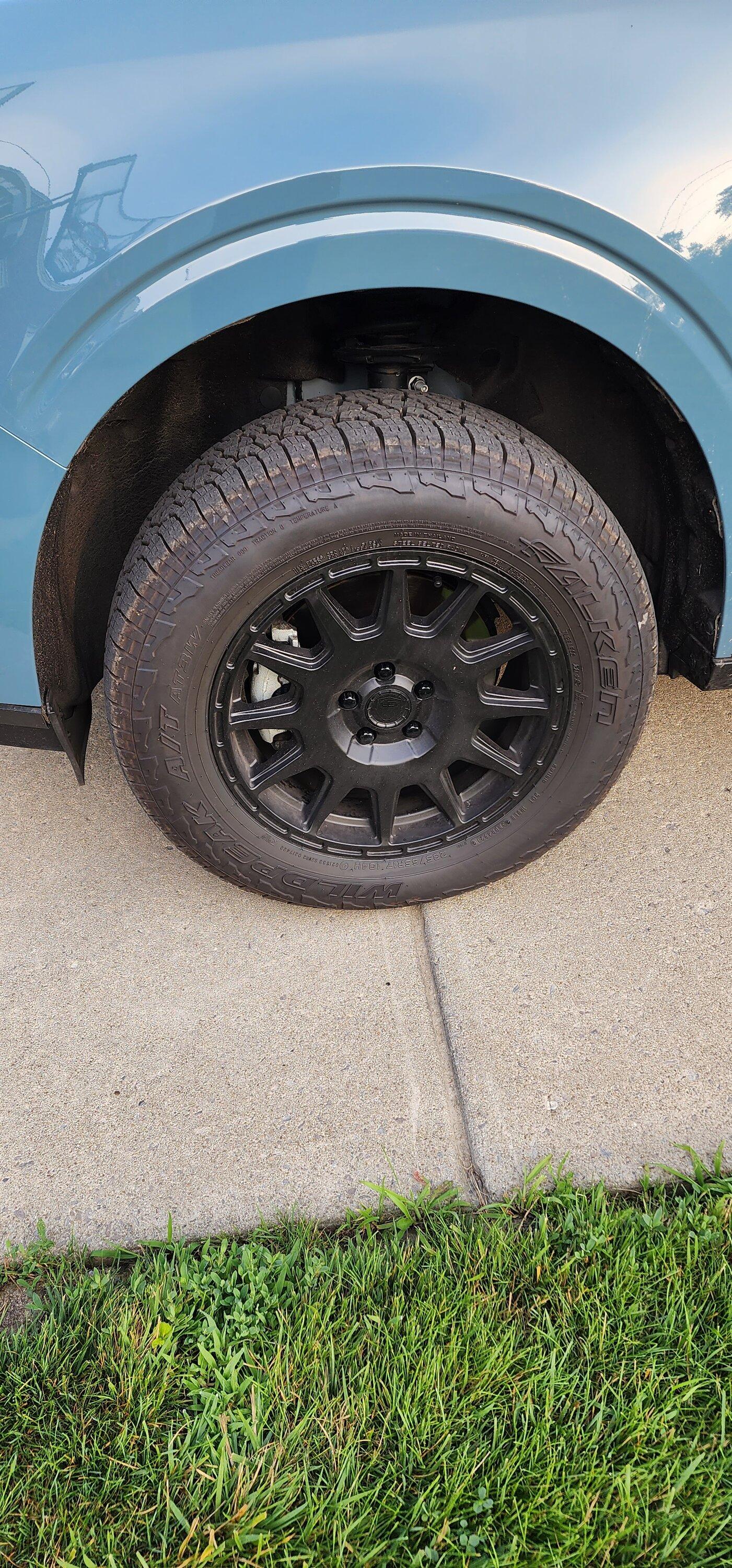 Ford Maverick LPAventure LP5 wheels and Firestone Destination A/T2 tires 20230723_070454