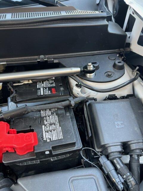 Ford Maverick Engine cover & DIY strut tower brace IMG_9692