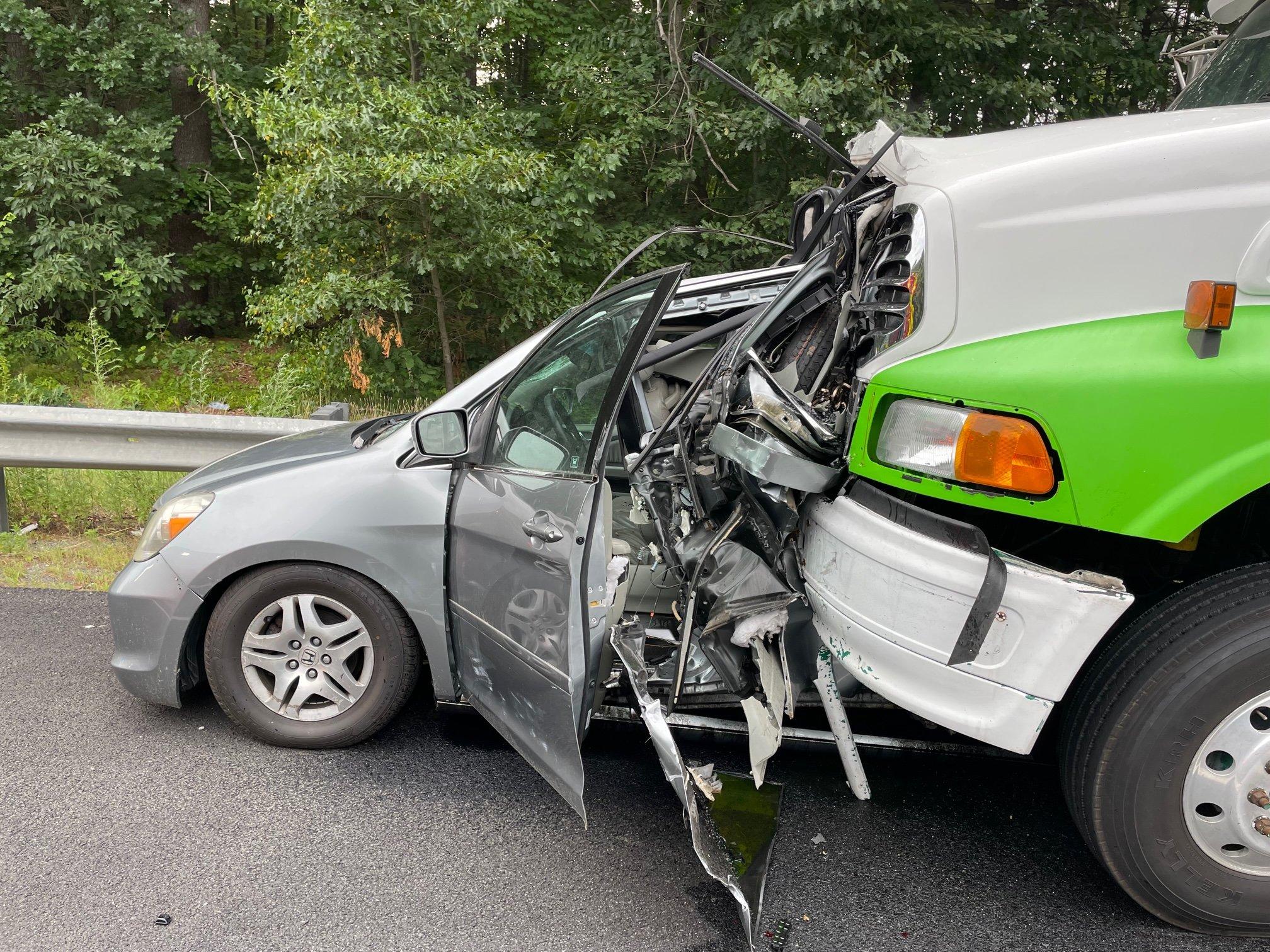 Ford Maverick Why are so many Mavericks getting rear ended? 294026194_1688292168213455_8467205083939812675_n