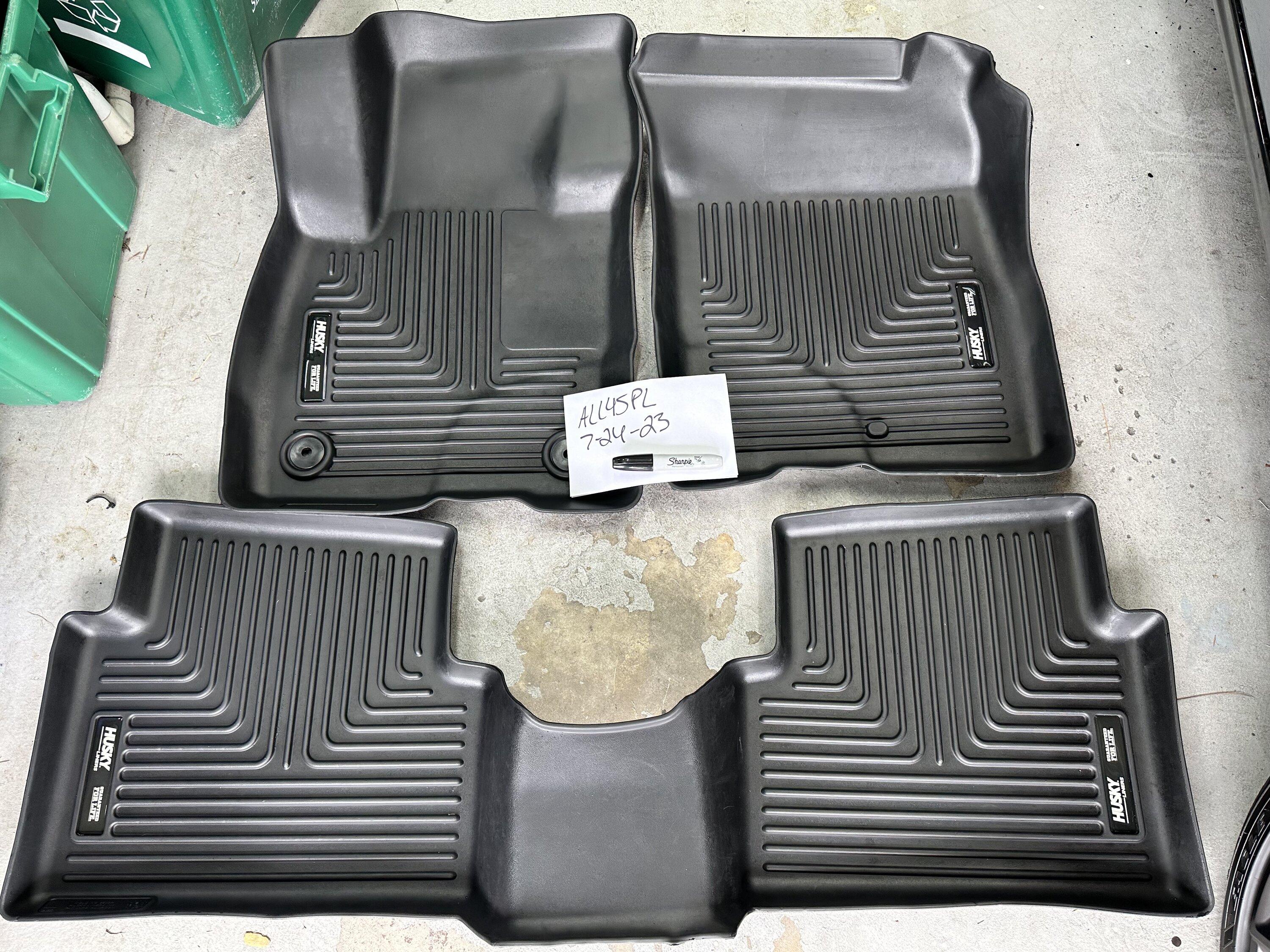 Ford Maverick For Sale Husky Weatherbeater Liners IMG_0637.JPG