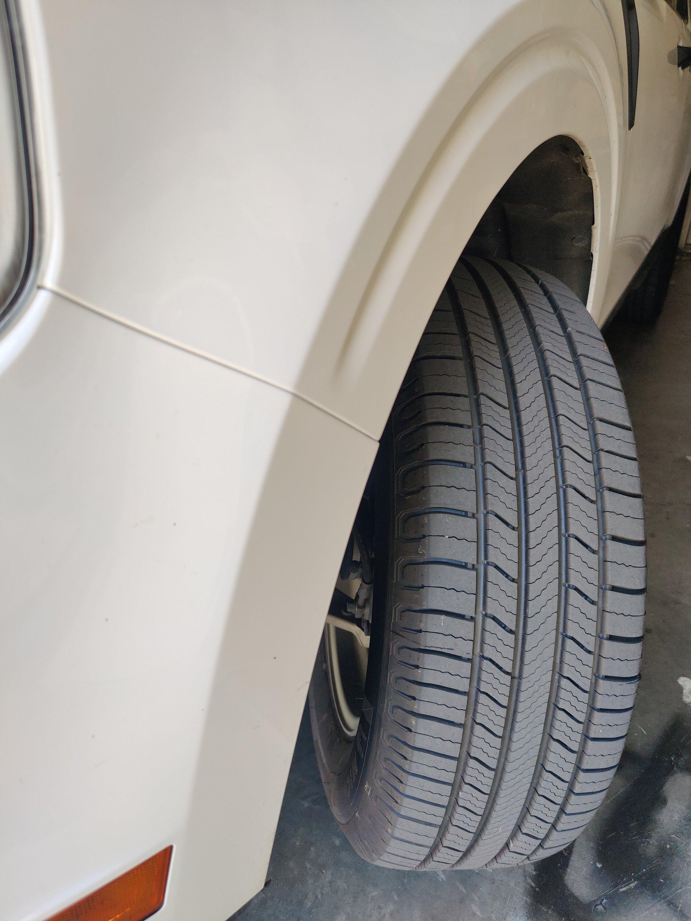 Ford Maverick new tires 2023-07-25-15-48-42-895