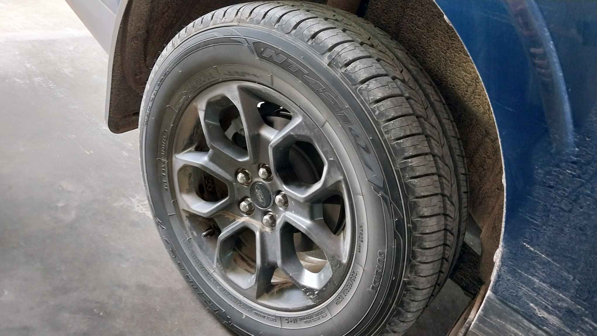 Ford Maverick Anybody got bigger A/S tires? c1_20230726_18161865