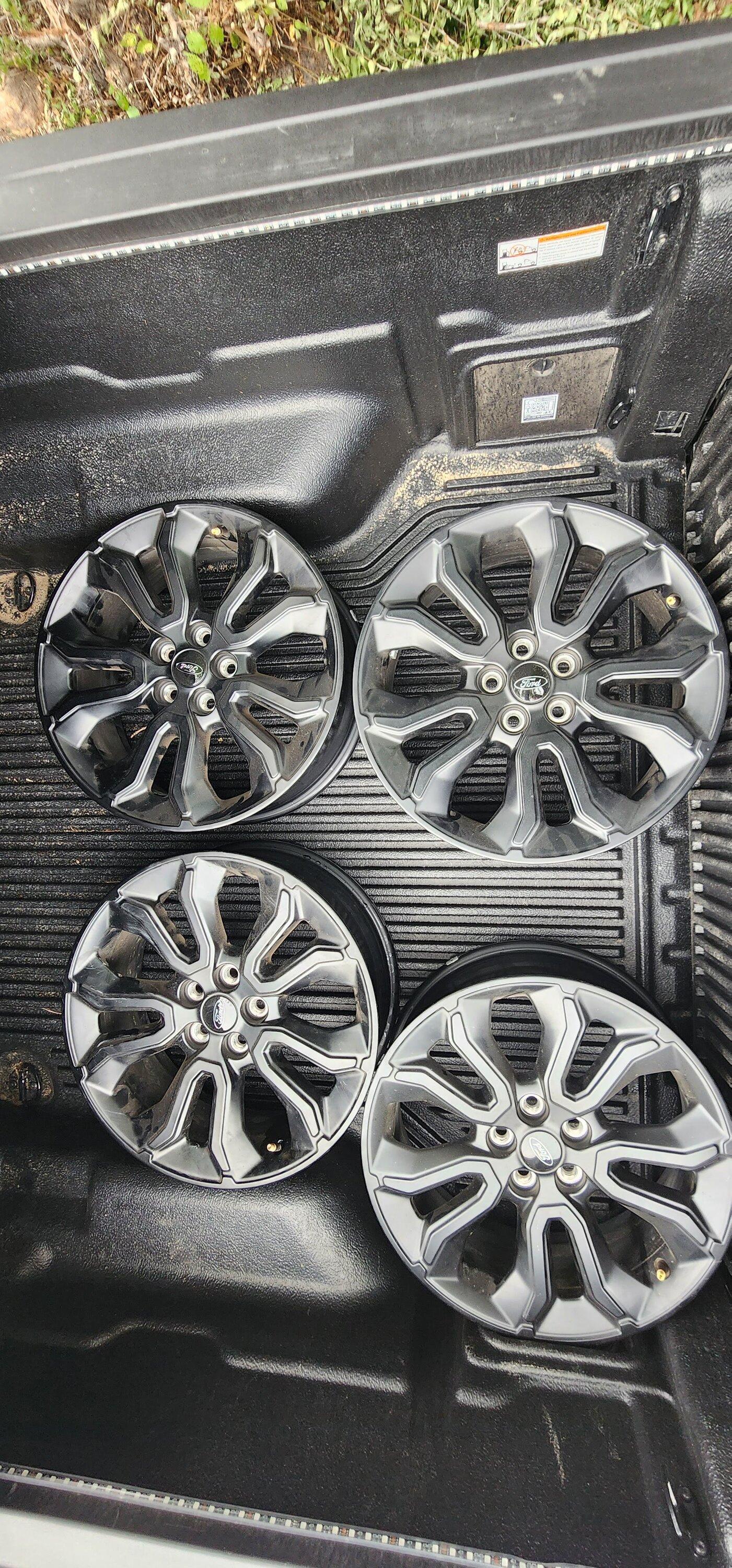 Ford Maverick 18" Machine BAP wheels 20230730_182529