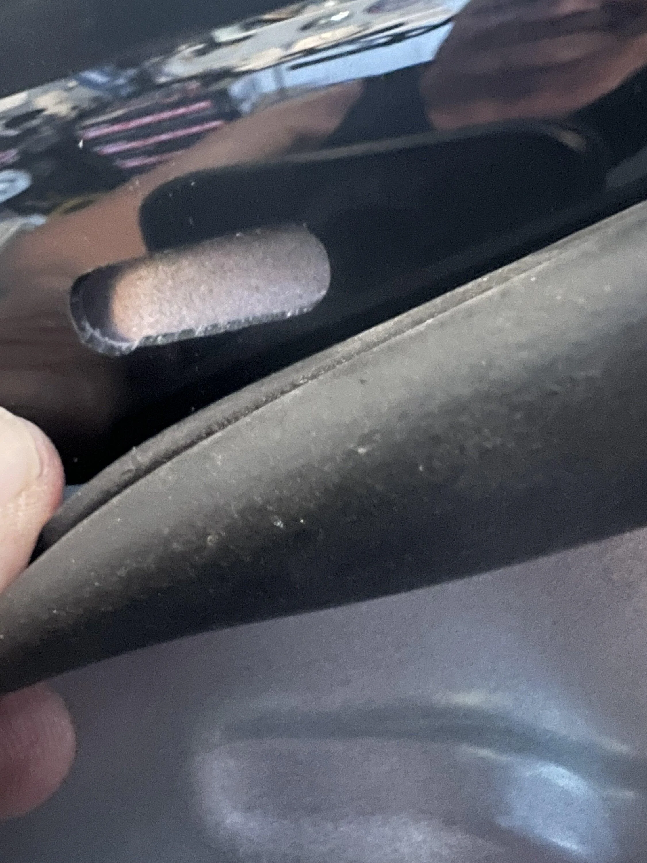 Ford Maverick AVS Bugflector II Installation Problem. Am I missing something here? IMG_0527