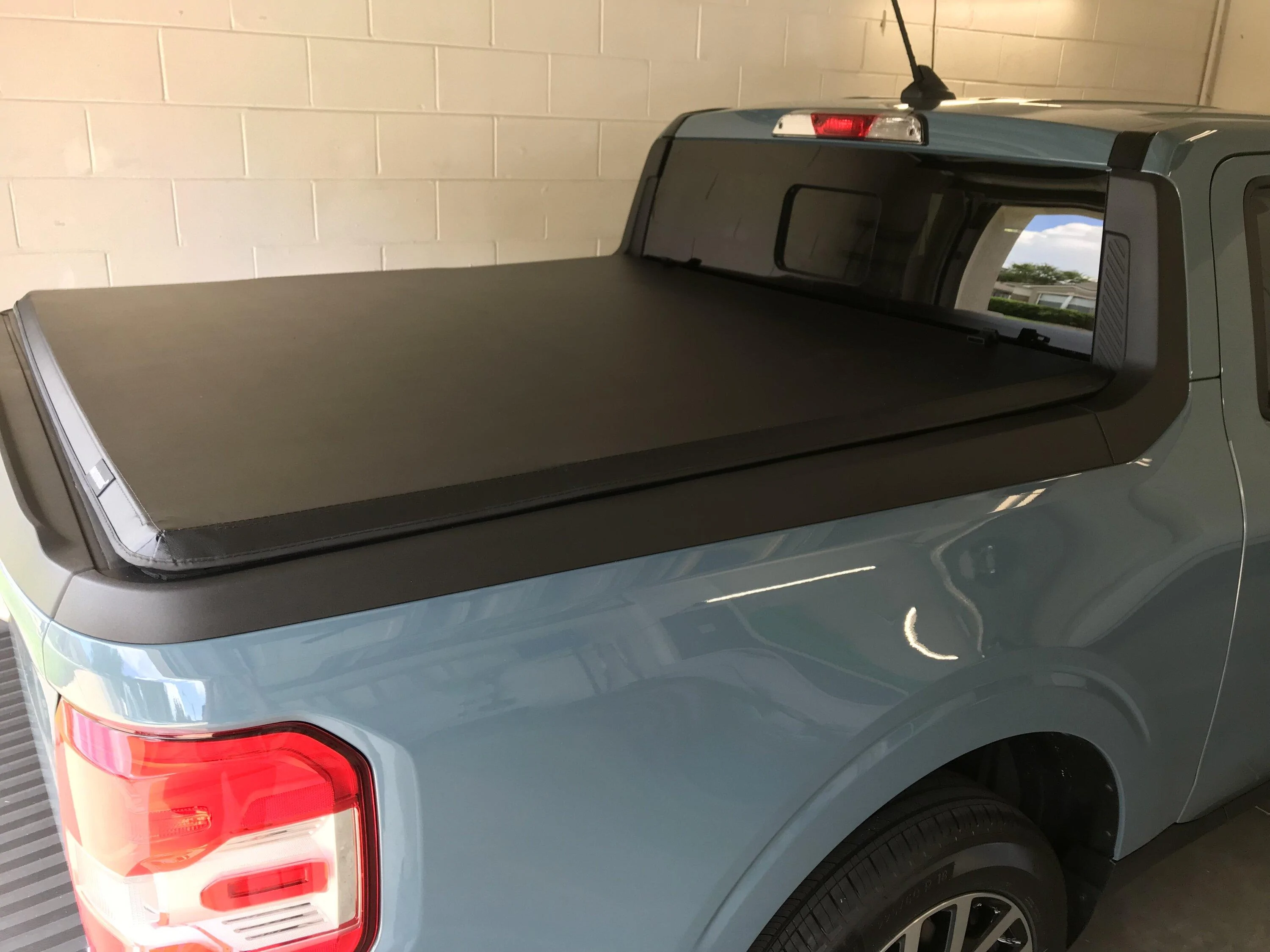 Ford Maverick Tonneau Cover C73E001E-089D-4069-8D74-B8304B114A1C