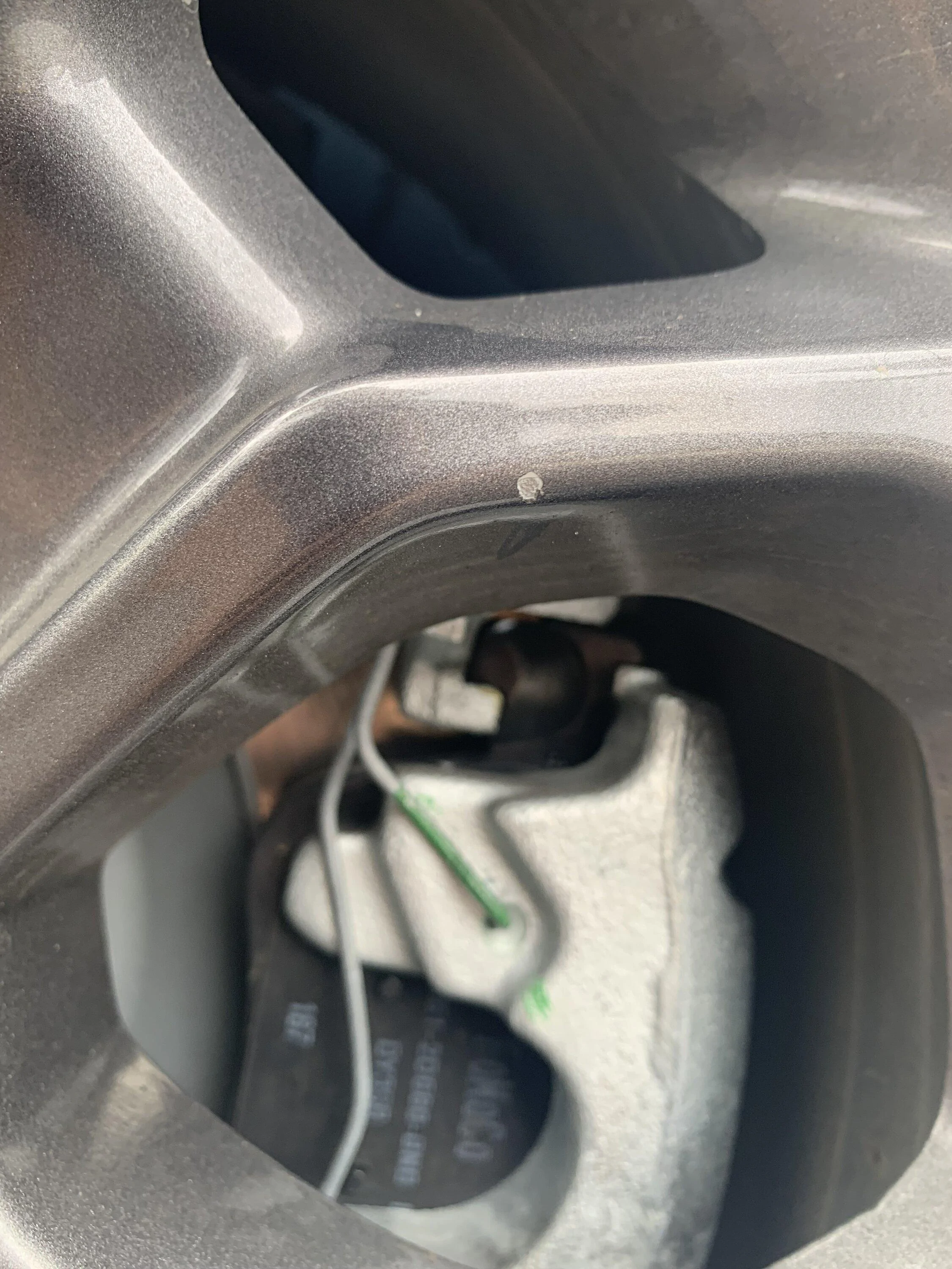 Ford Maverick First chip in wheel paint IMG_4585