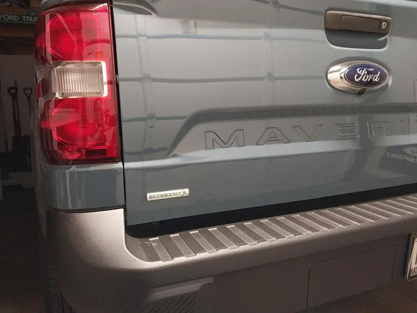 Ford Maverick Is it a hybrid or an EB? Blu_s Eco Badge (1)