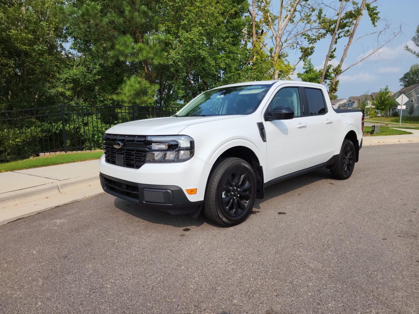 Ford Maverick Bargeld's 2023 Maverick Hybrid Lariat Lux Oxford White w/ BAP + CP360 Assist + Moonroof Build 20230802_164723