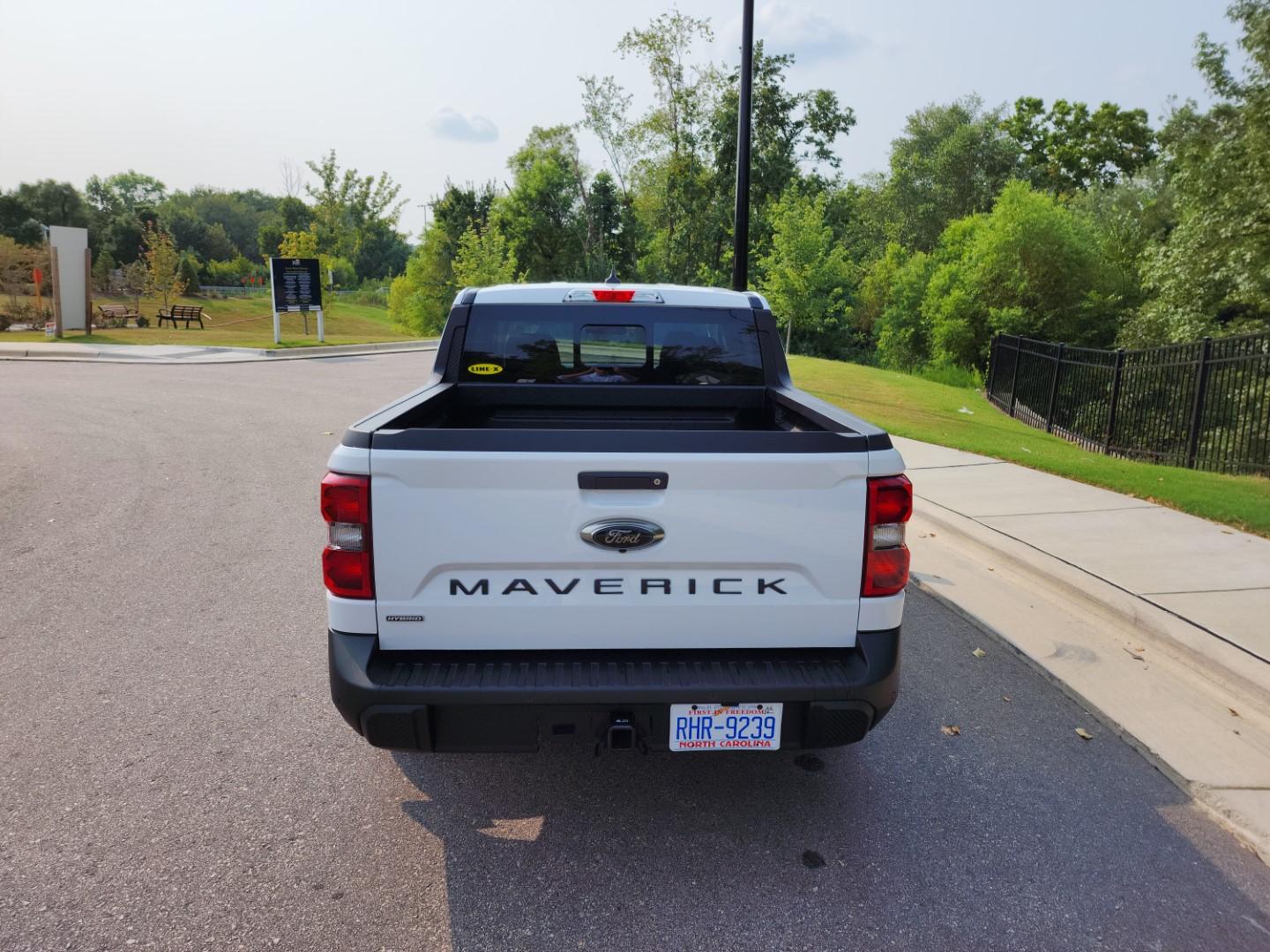 Ford Maverick Bargeld's 2023 Maverick Hybrid Lariat Lux Oxford White w/ BAP + CP360 Assist + Moonroof Build 20230802_164836
