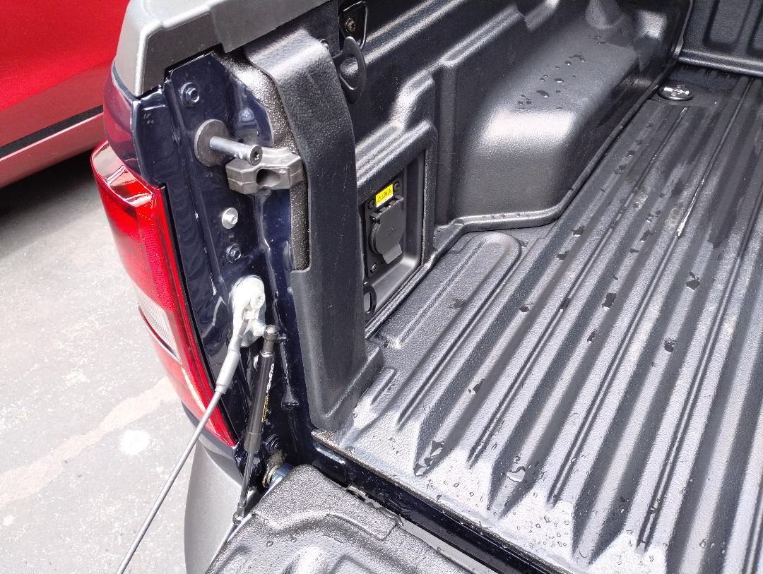 Ford Maverick Ford drop in bed liner over Rhino spray  in liner rhino4