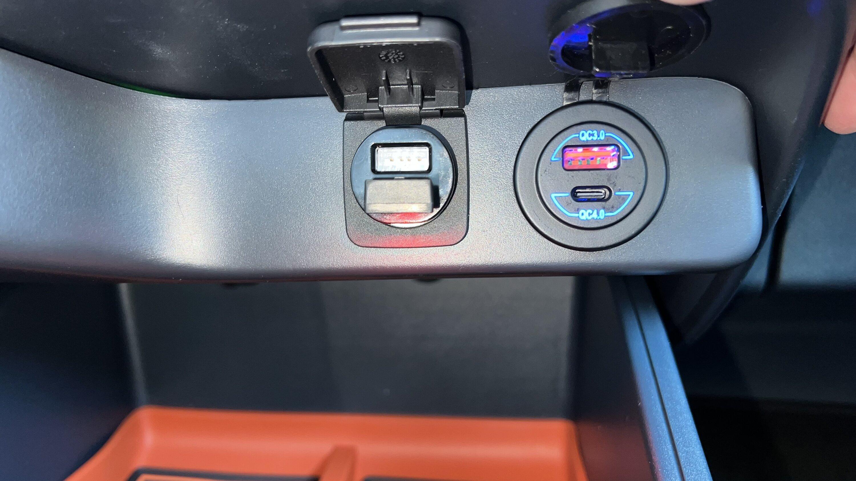 Ford Maverick Adding an additional lower dash power point? IMG_6988