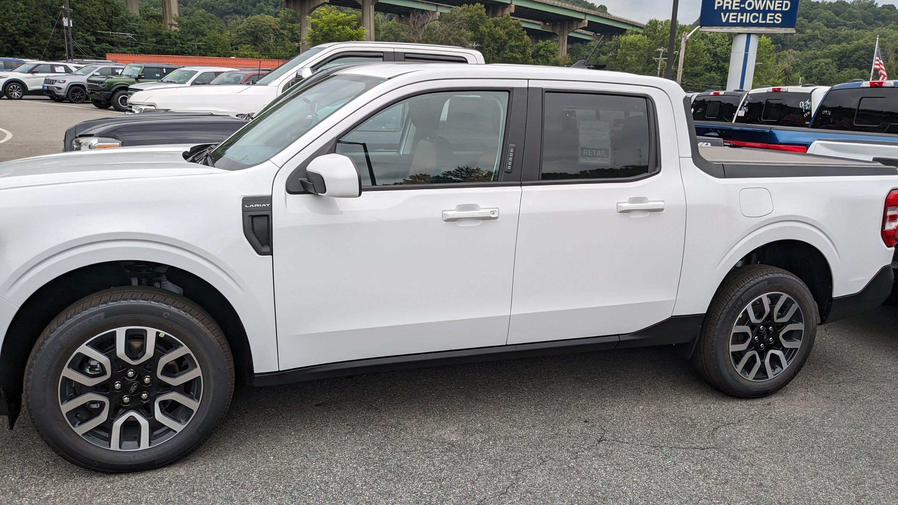 Ford Maverick Woot!  Hybrid Lariat in White Finally Arrived Arrived