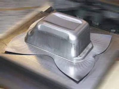 Ford Maverick Door handle area panel wavy (poor quality ?) fingers_1