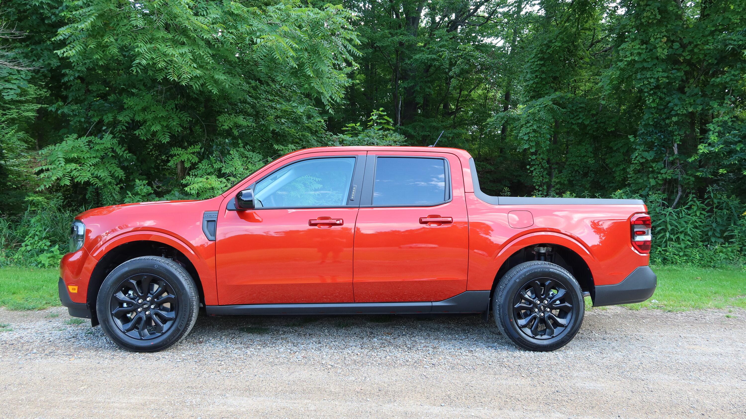 Ford Maverick XSRDetroit's Lariat Lux BAP IMG_1365.JPG