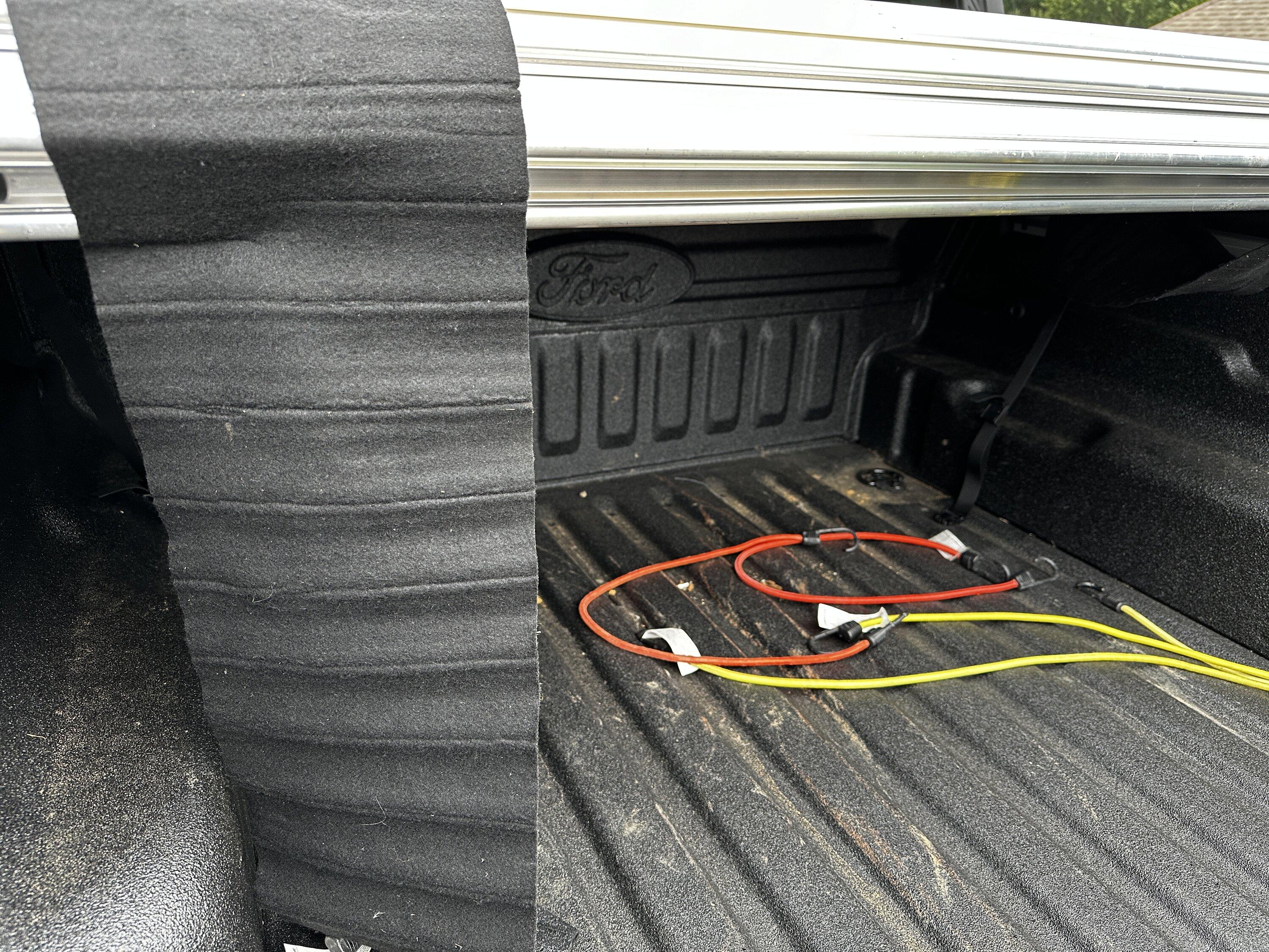 Ford Maverick Ford factory rollup tonneau cover replacement needed for loose felt lining IMG_2357.JPG