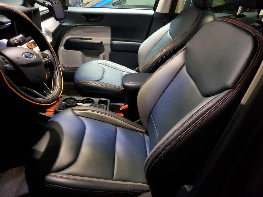 Ford Maverick '23 maverick interior thumbnail (1)