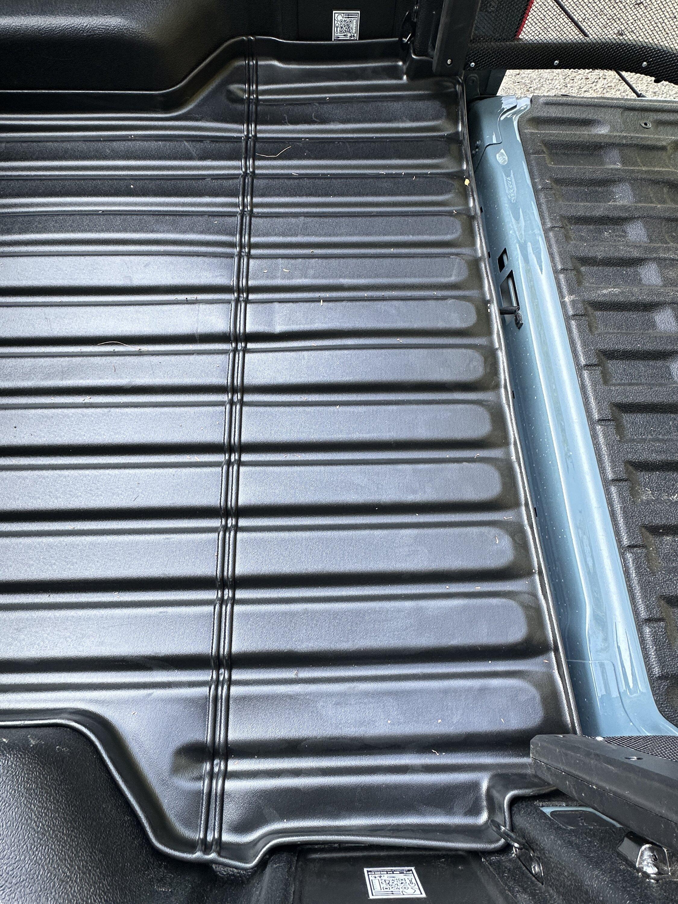 Ford Maverick New truck bed mat IMG_0401