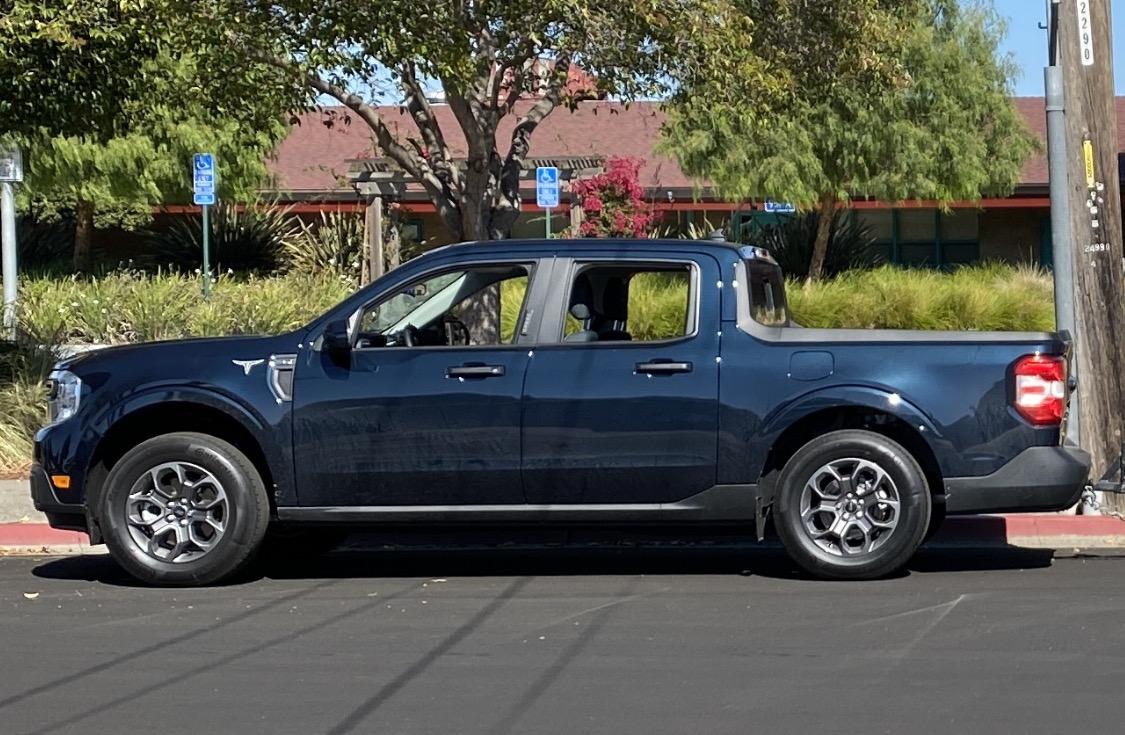 Ford Maverick Air Lift 1000 Helper Air Springs and WirelessONE Compressor System Installed 1692117801803