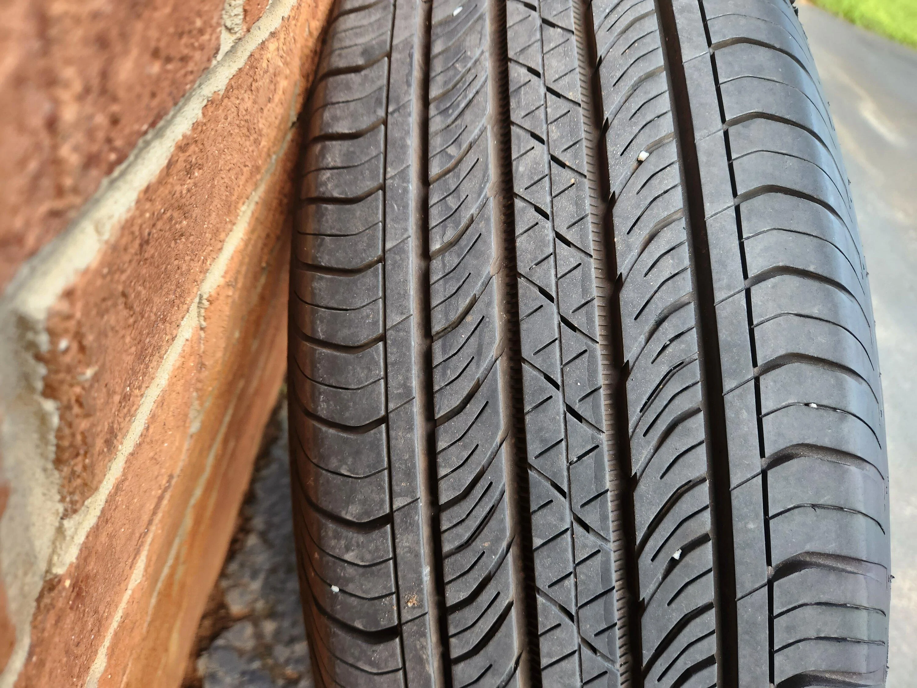 Ford Maverick Maverick XLT Wheels &Tires 20230815_182508
