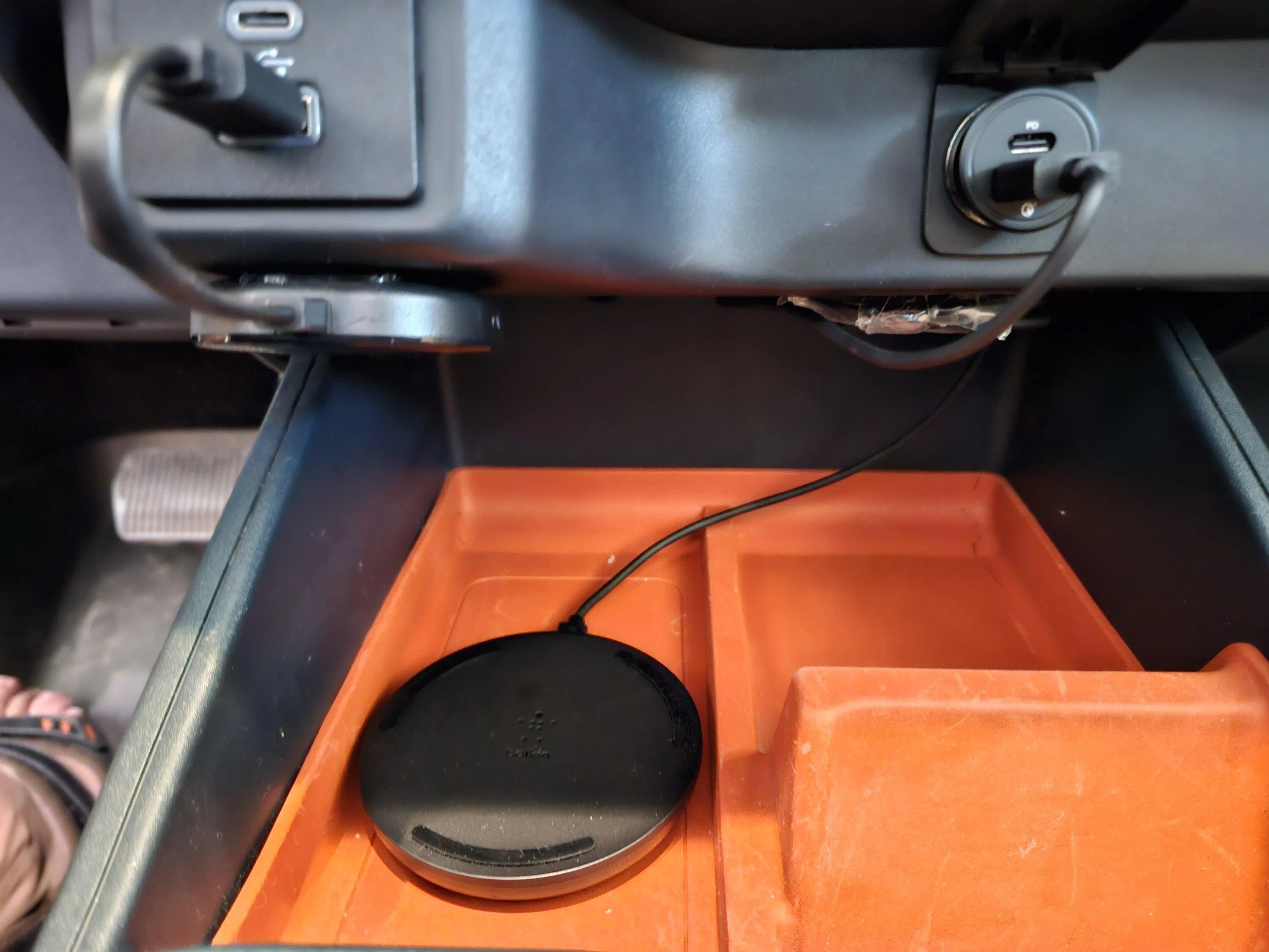 Ford Maverick Dash Mount Hidden Phone Cord 20230815_173911