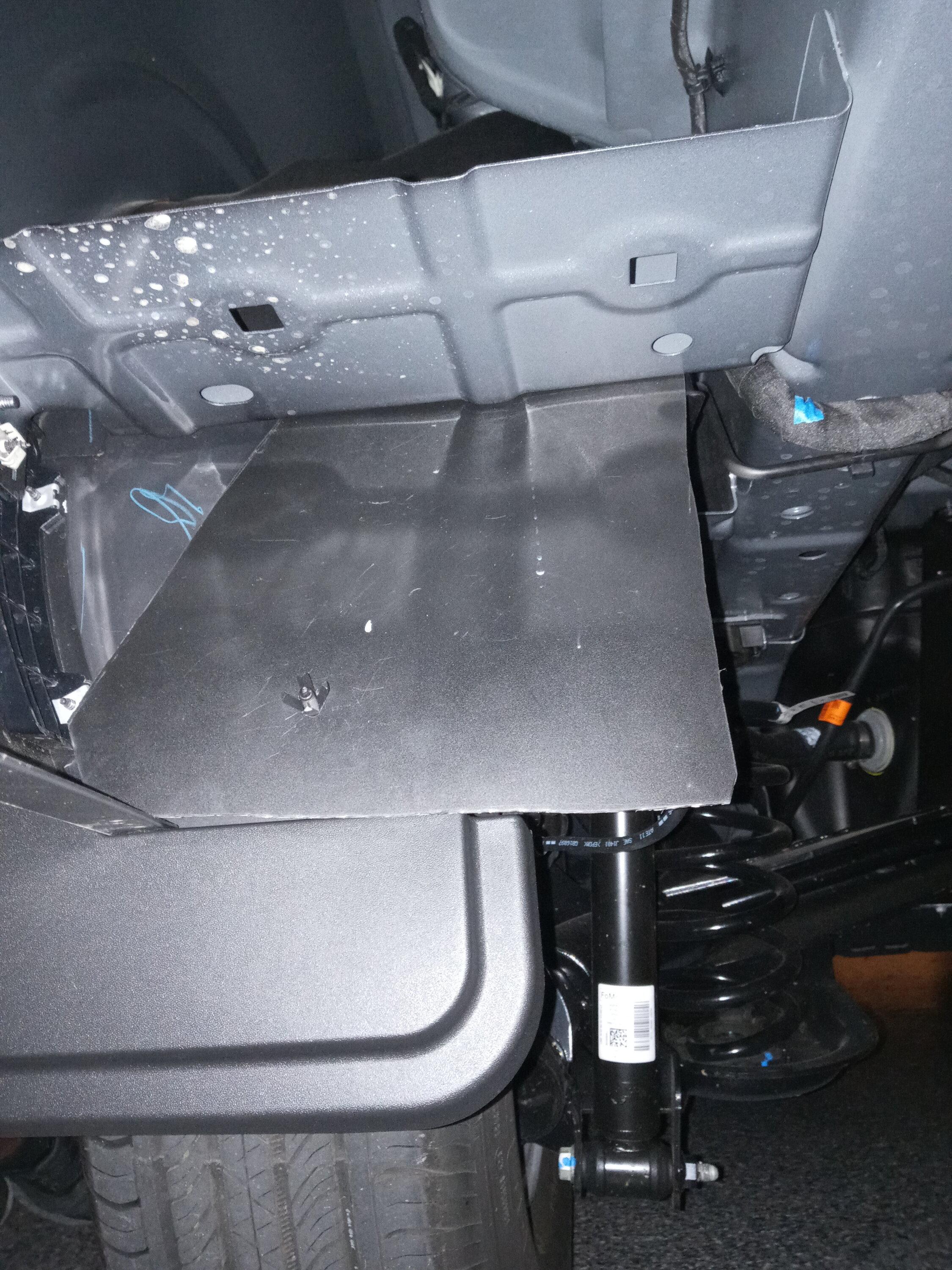 Ford Maverick Left rear splash guard, splash shield add-on 20230818_205258