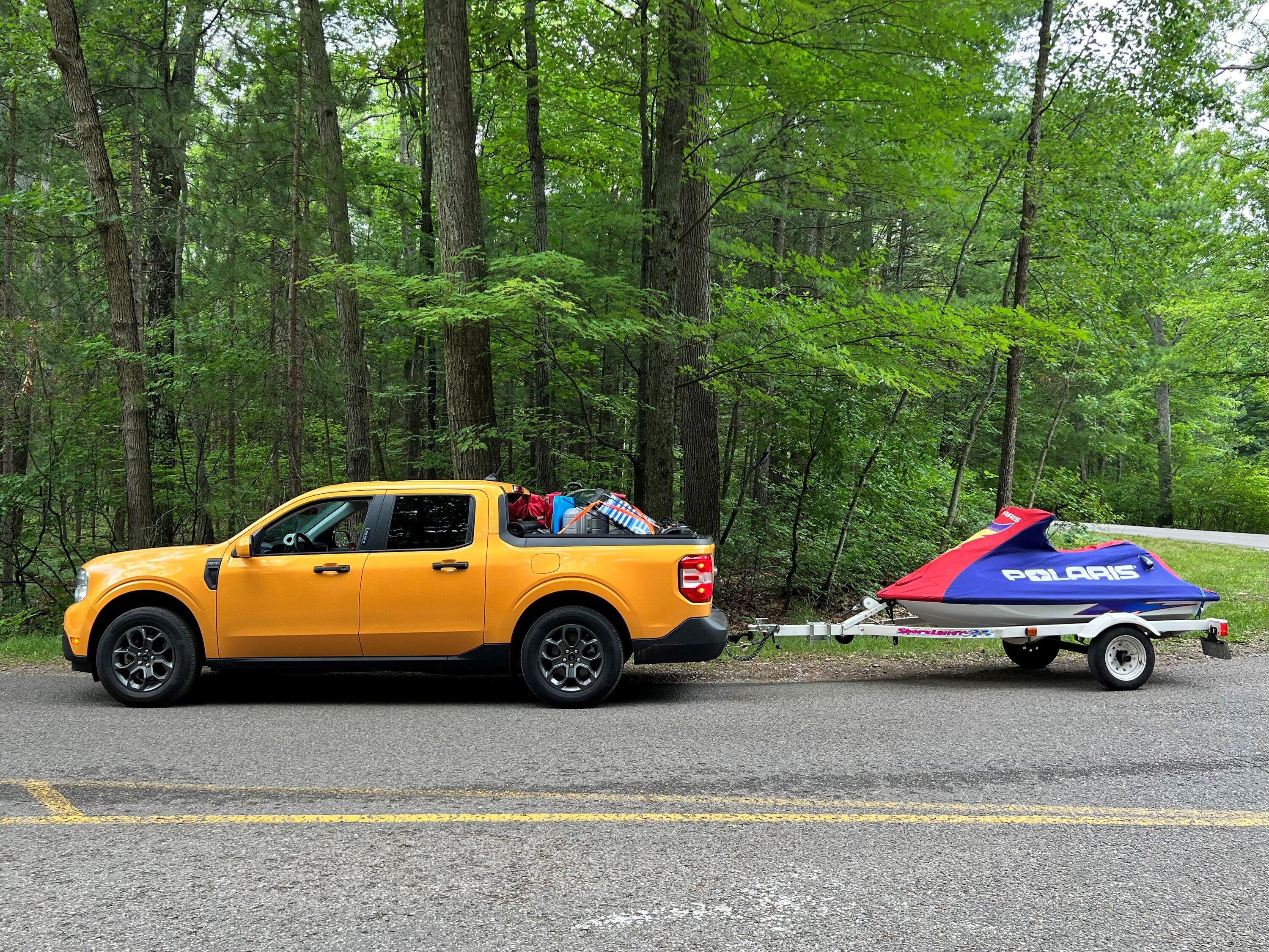 Ford Maverick 8,888.8 Miles Review (Sitting on the Tailgate) TOwin