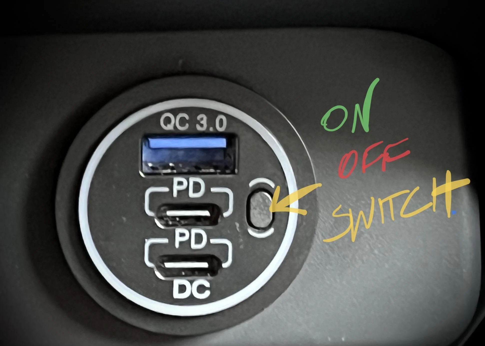 Ford Maverick Adding an additional lower dash power point? IMG_0568