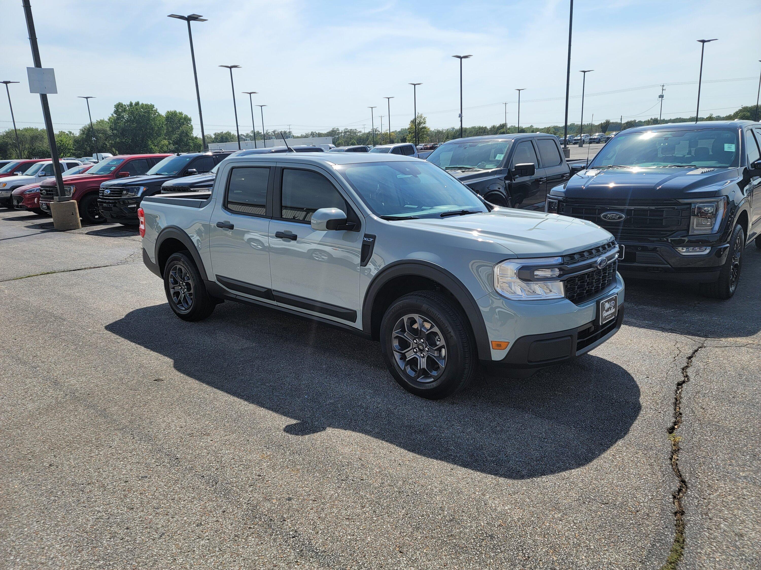 Ford Maverick Cactus Gray Maverick with Ford Accessory Door Moldings, Hood Protector, Window Deflectors 20230823_154035
