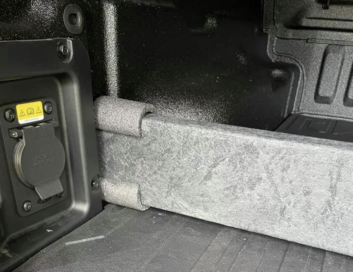Ford Maverick Plastic lumber divider in Maverick Flexbed installed [length = 54 1/4 inches]! D8503227-B35E-474F-AFF9-12CB4788B16B