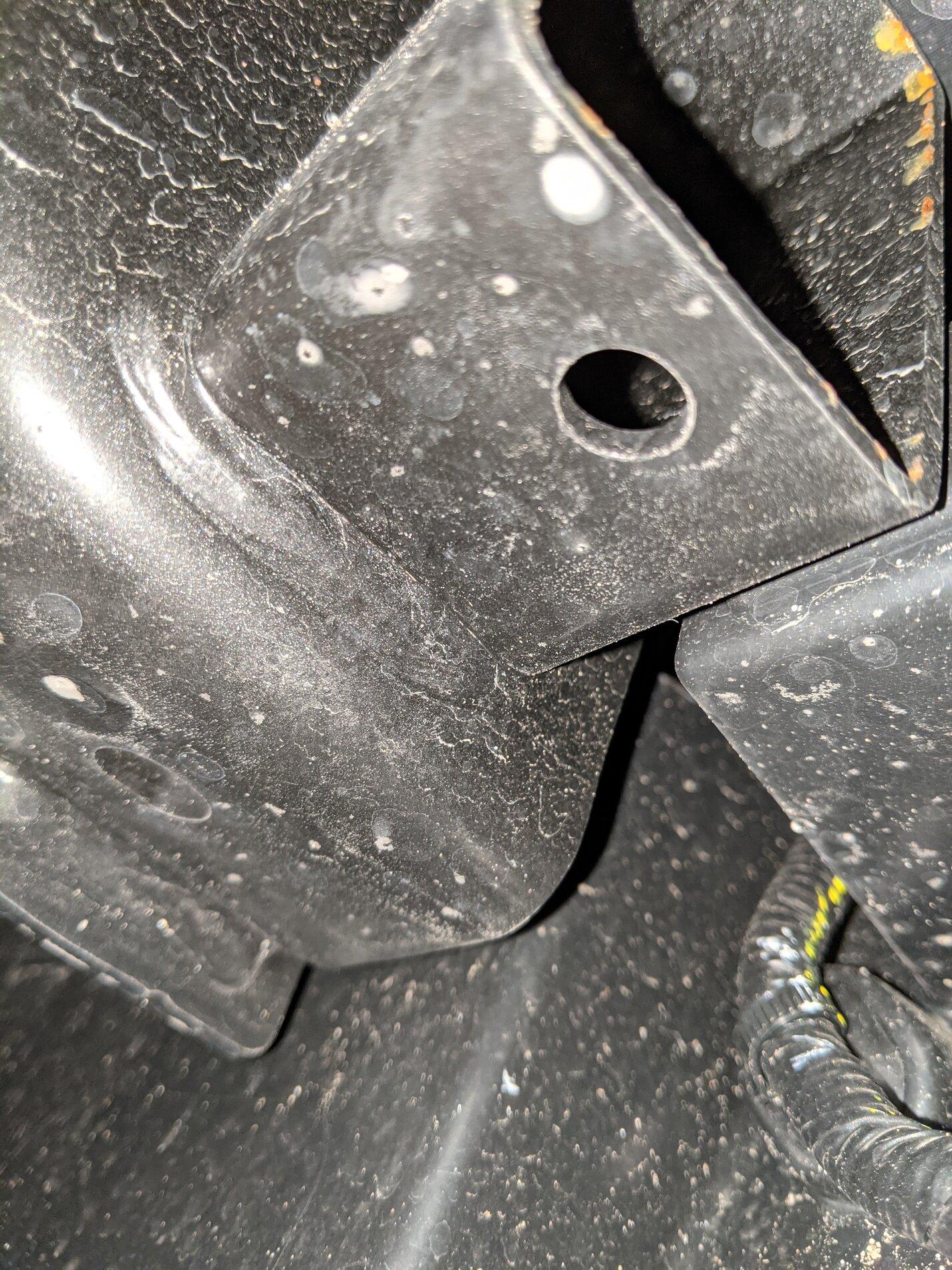 Ford Maverick Pic request: how tow hitch receiver is bolted onto the bumper/frame? PXL_20211018_032514428