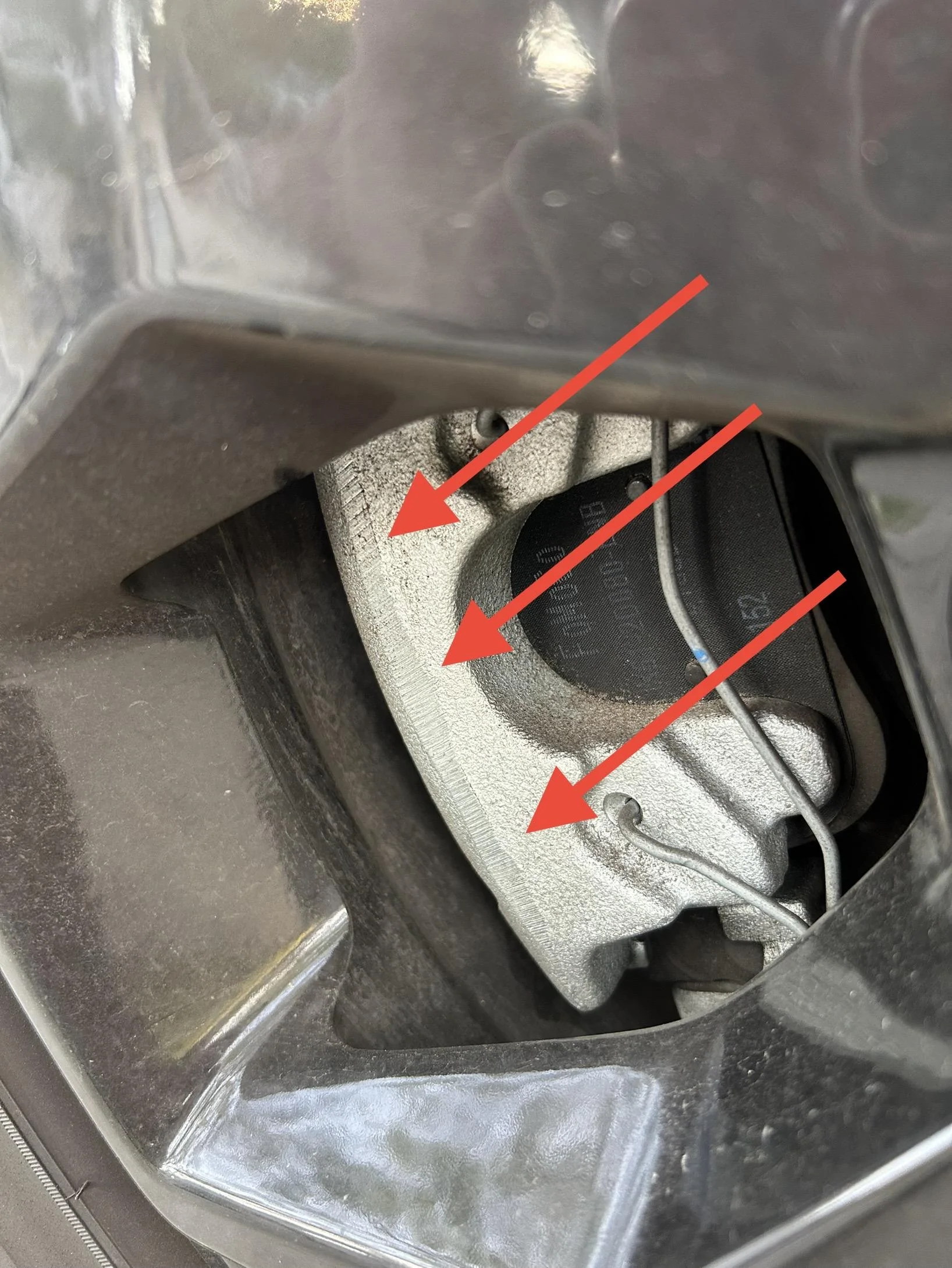 Ford Maverick Brake caliper defect?! IMG_0018