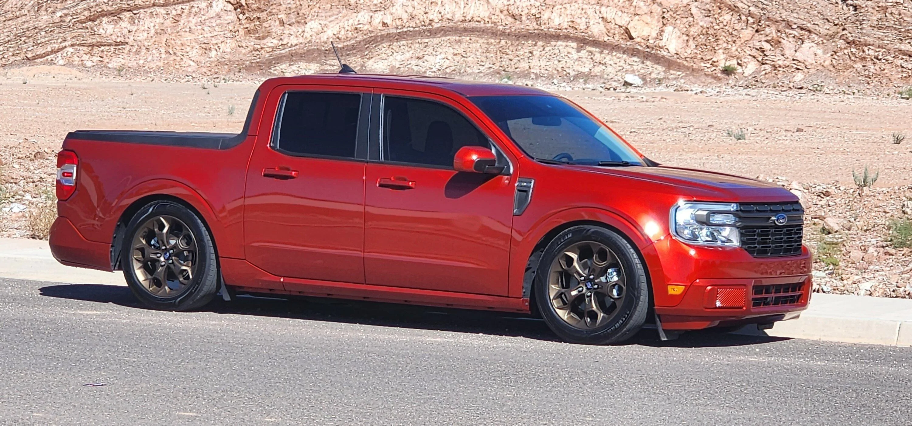 Ford Maverick Slammed on Silver's Coilovers (23 Hybrid Lariat) 20230829_162740