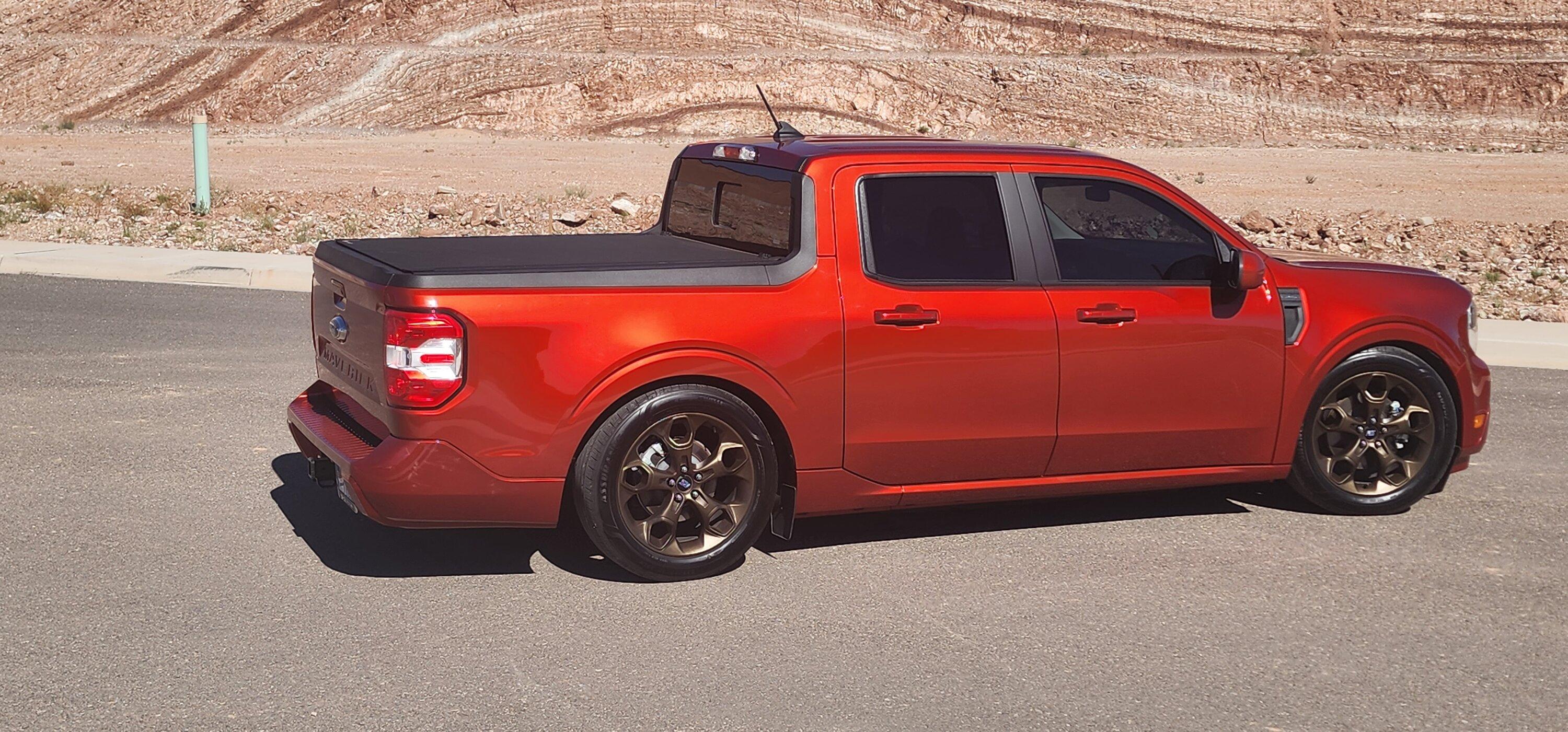 Ford Maverick Slammed on Silver's Coilovers (23 Hybrid Lariat) 20230829_163051